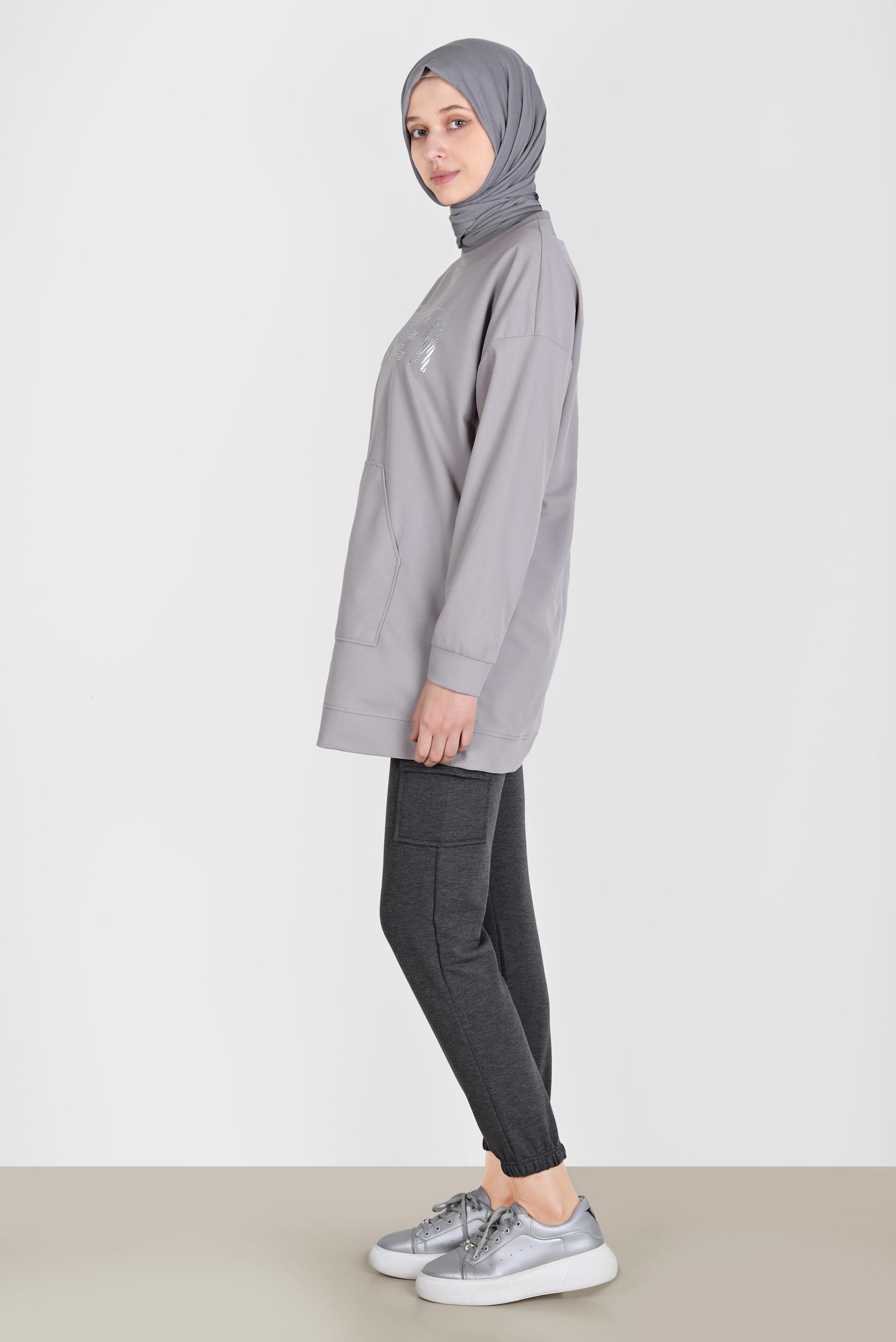 Tesettür giyim GRİ YAZI BASKILI EŞOFMAN TUNİK 42740 
