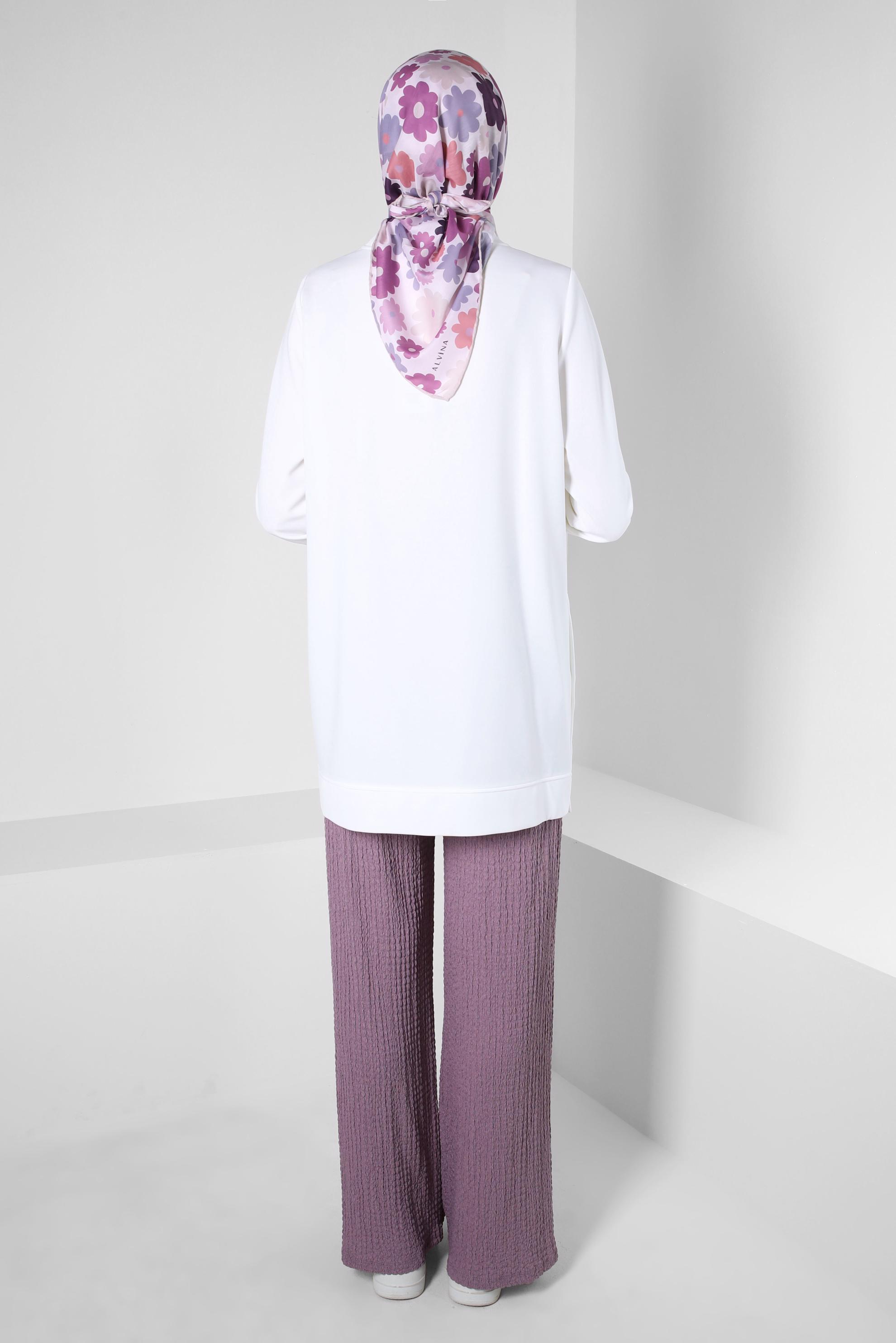 Tesettür giyim BEYAZ ÇITÇIT DETAYLI CEPLİ EŞOFMAN TUNİK 42743 