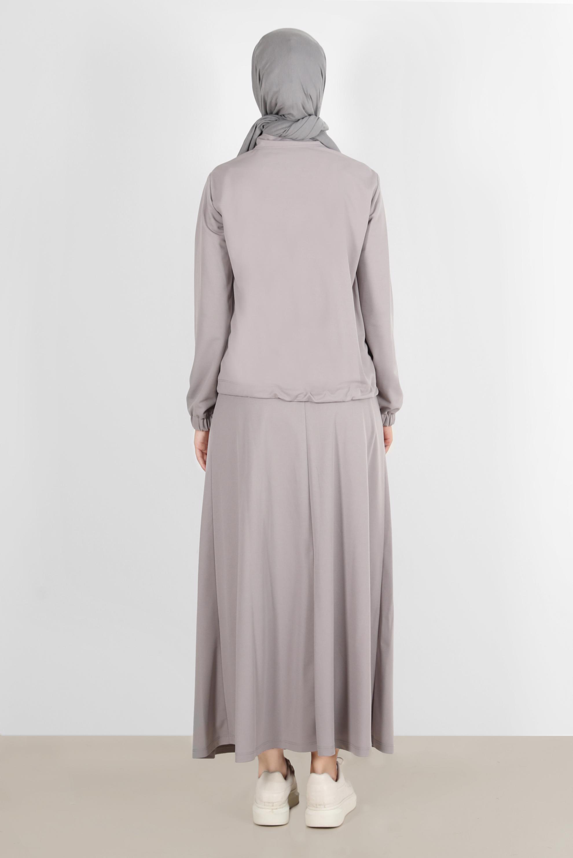Tesettür giyim GRİ MANŞETLERİ LASTİKLİ FERMUARLI İKİLİ ETEKLİ EŞOFMAN TAKIMI 42847 