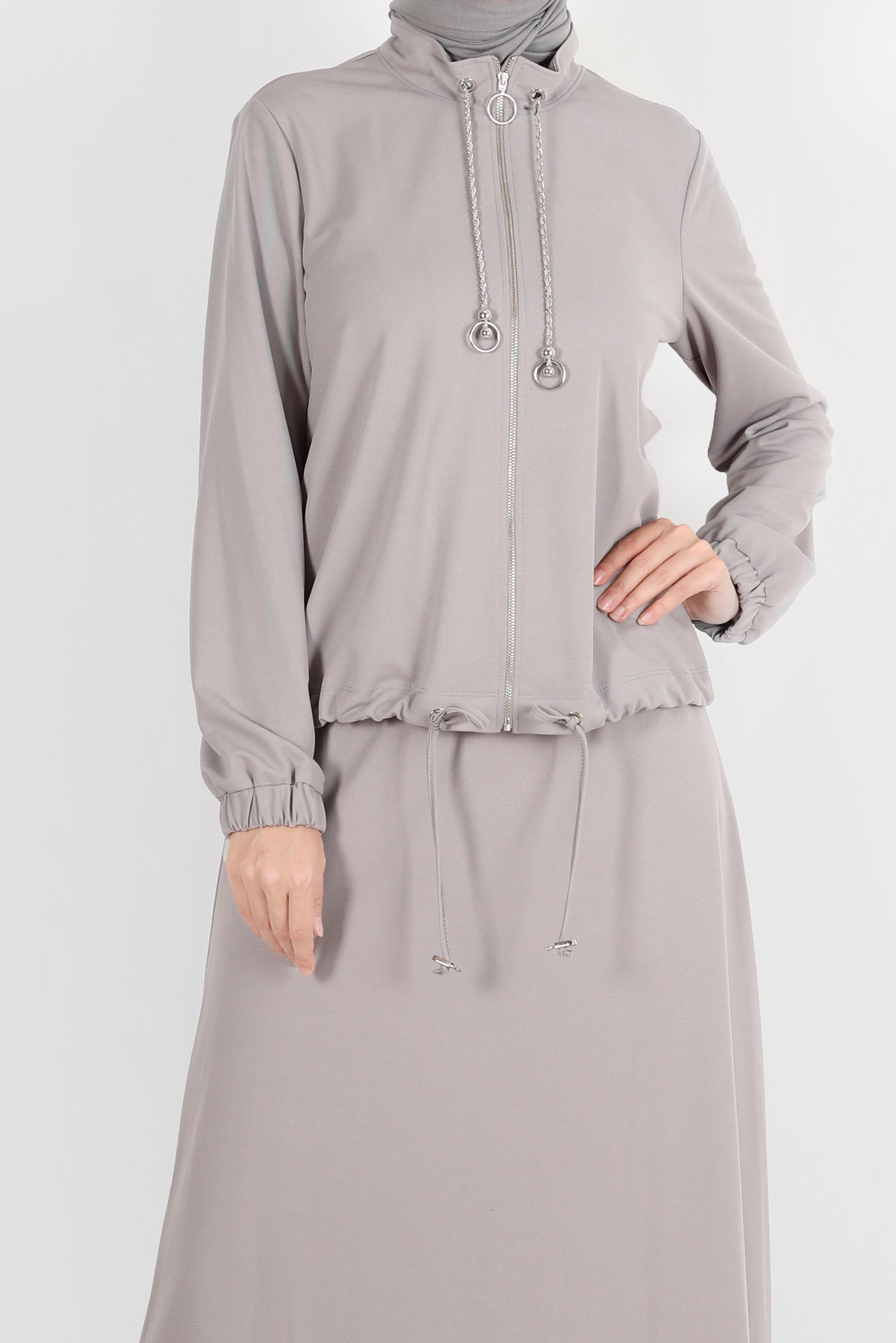 Tesettür giyim GRİ MANŞETLERİ LASTİKLİ FERMUARLI İKİLİ ETEKLİ EŞOFMAN TAKIMI 42847 