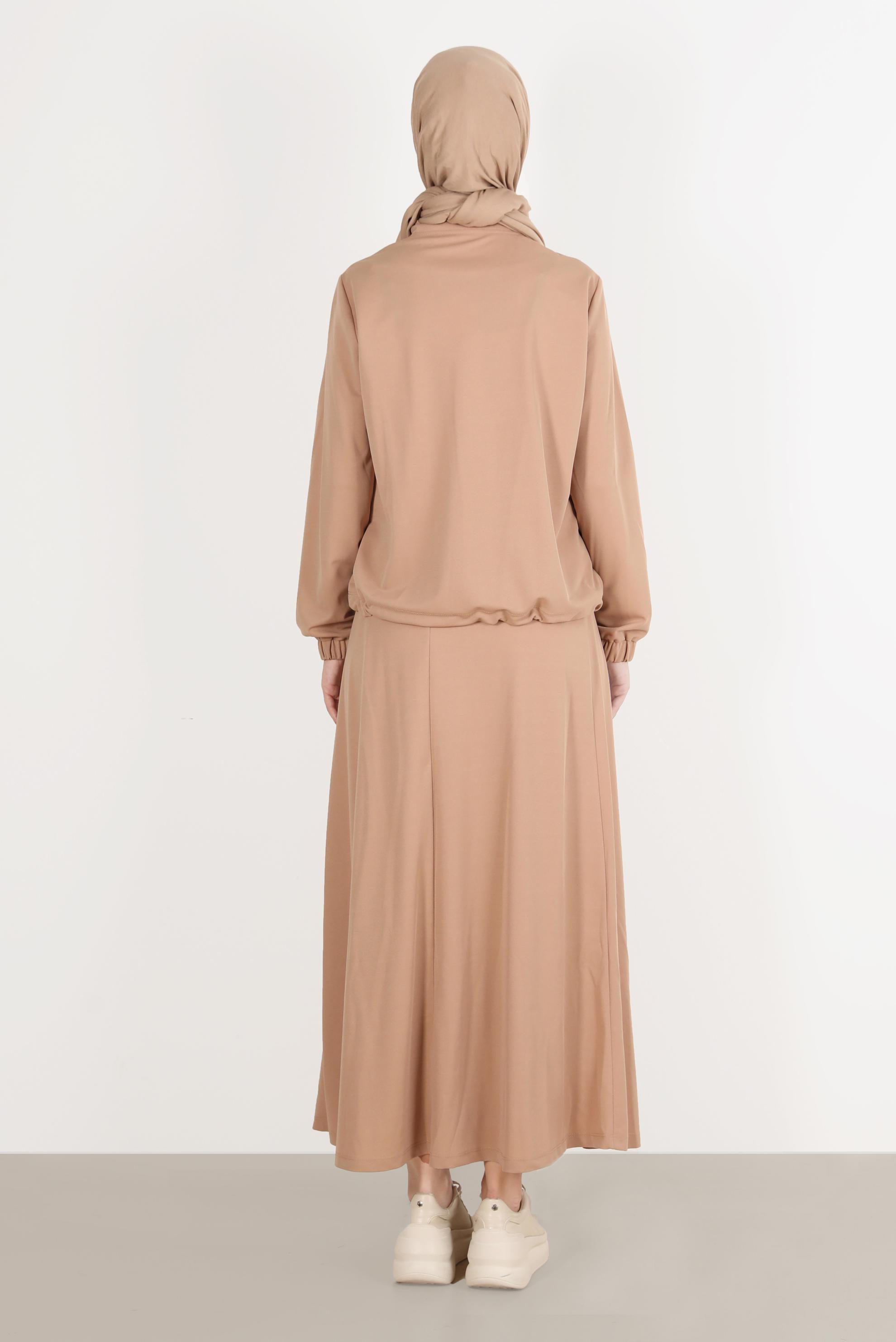 Tesettür giyim KAHVE MANŞETLERİ LASTİKLİ FERMUARLI İKİLİ ETEKLİ EŞOFMAN TAKIMI 42847 