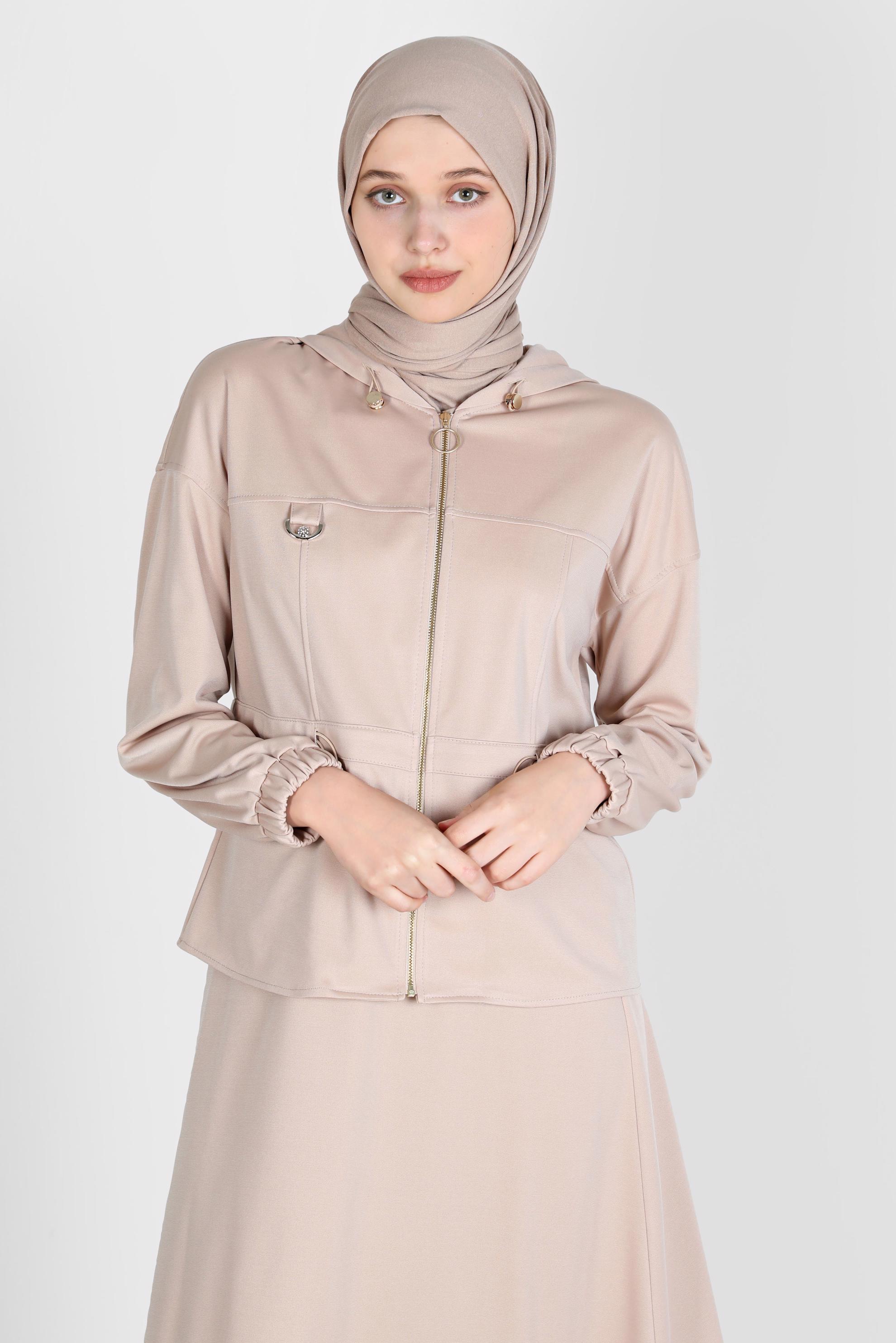 Tesettür giyim BEJ FERMUARLI KAPÜŞONLU İKİLİ ETEKLİ EŞOFMAN TAKIM 42848 