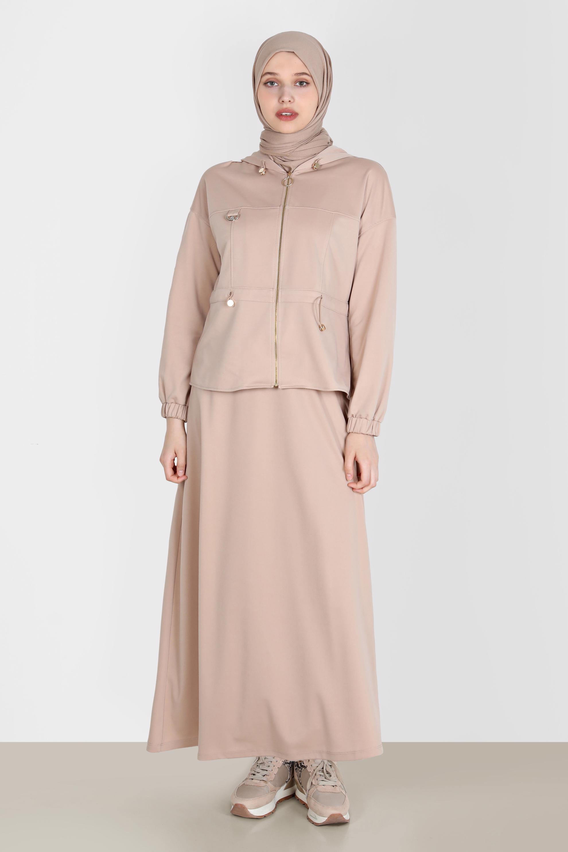 Tesettür giyim BEJ FERMUARLI KAPÜŞONLU İKİLİ ETEKLİ EŞOFMAN TAKIM 42848 