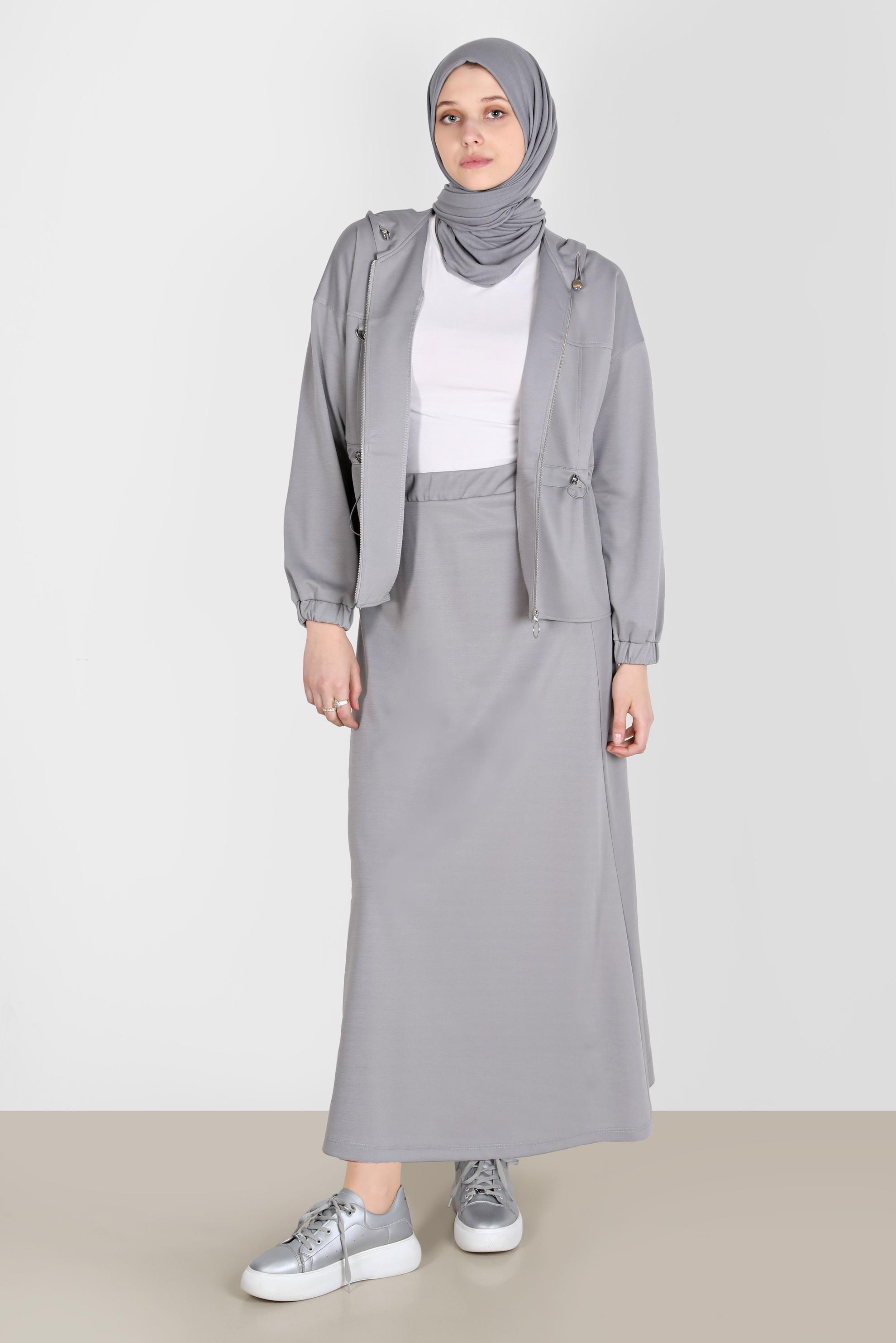 Tesettür giyim GRİ FERMUARLI KAPÜŞONLU İKİLİ ETEKLİ EŞOFMAN TAKIM 42848 