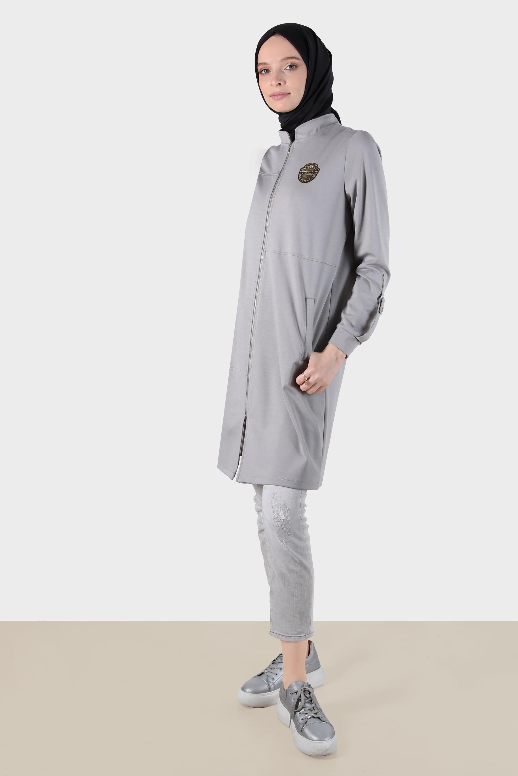 Tesettür giyim GRİ ARMA DETAYLI FERMUARLI EŞOFMAN TUNİK 42851 