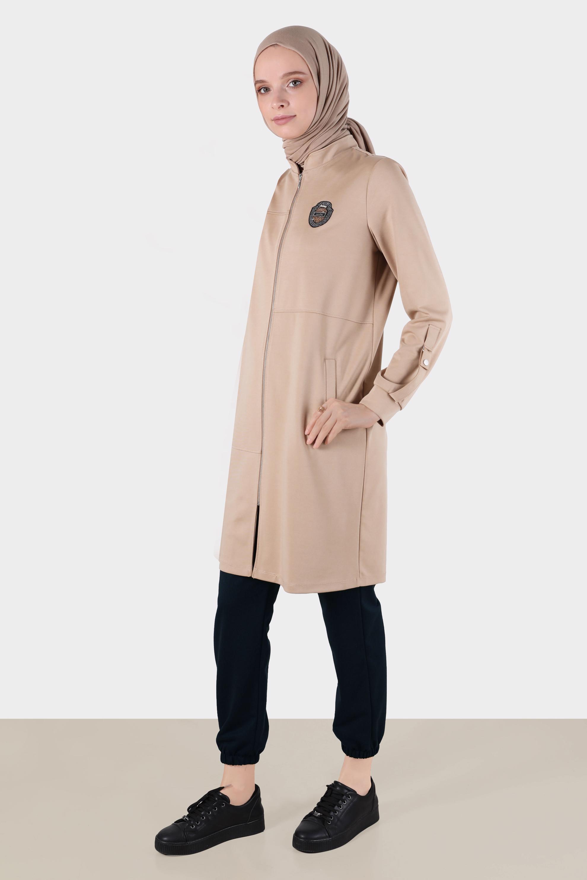 Tesettür giyim BEJ ARMA DETAYLI FERMUARLI EŞOFMAN TUNİK 42851 