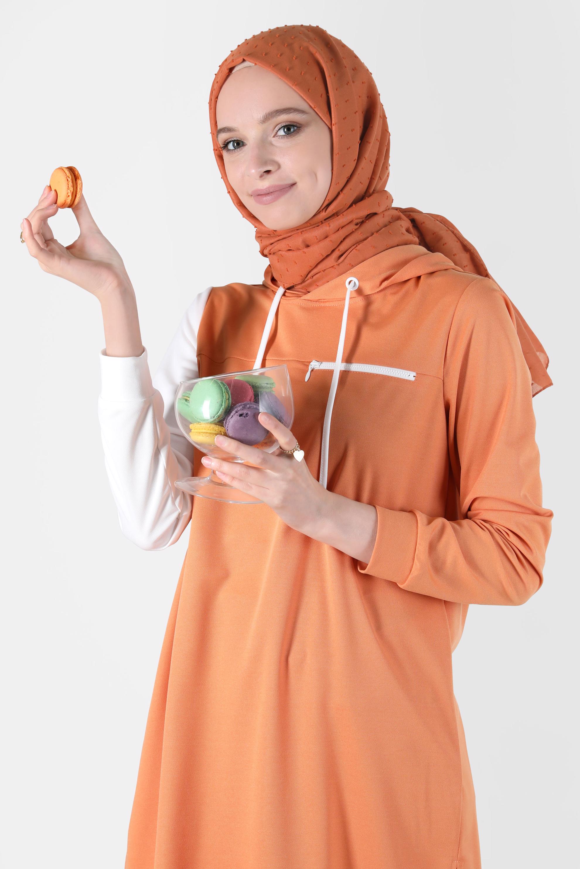 Tesettür giyim TURUNCU İKİ RENK KAPÜŞONLU EŞOFMAN TUNİK 42852 