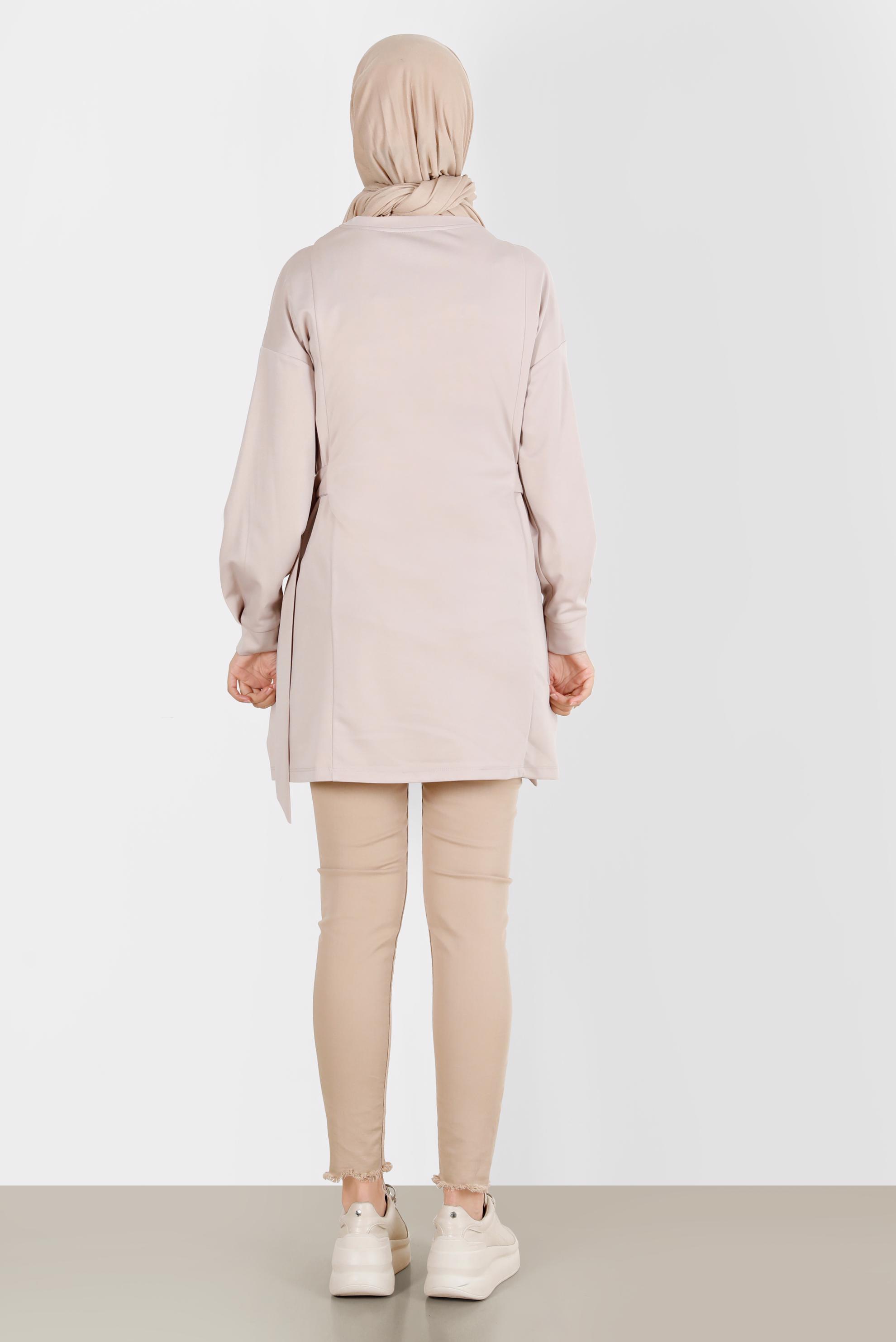 Tesettür giyim BEJ BASKI DETAYLI EŞOFMAN TUNİK 42856 