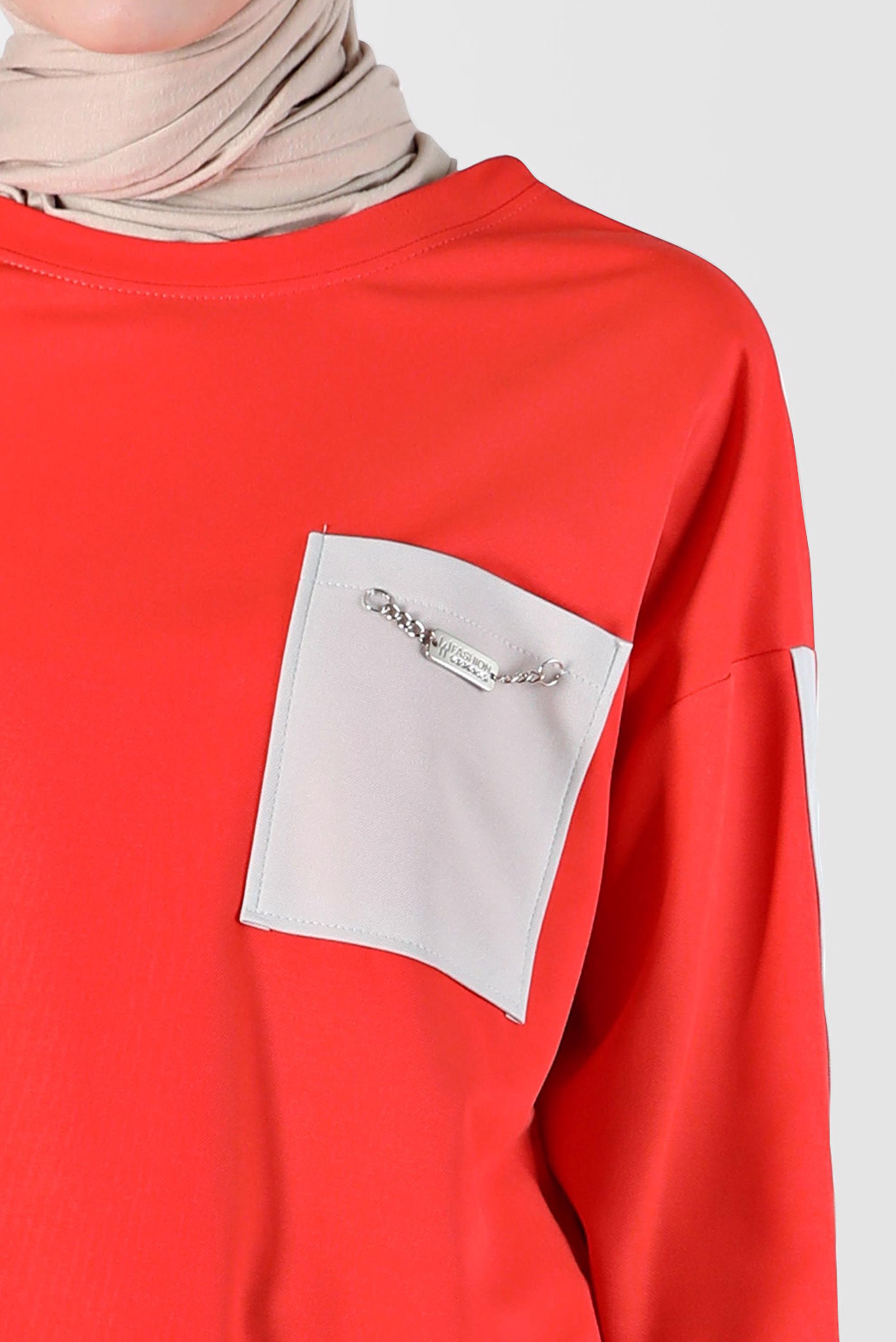 Tesettür giyim KIRMIZI KOLLARI ŞERİTLİ CEP DETAYLI EŞOFMAN TUNİK 42859 