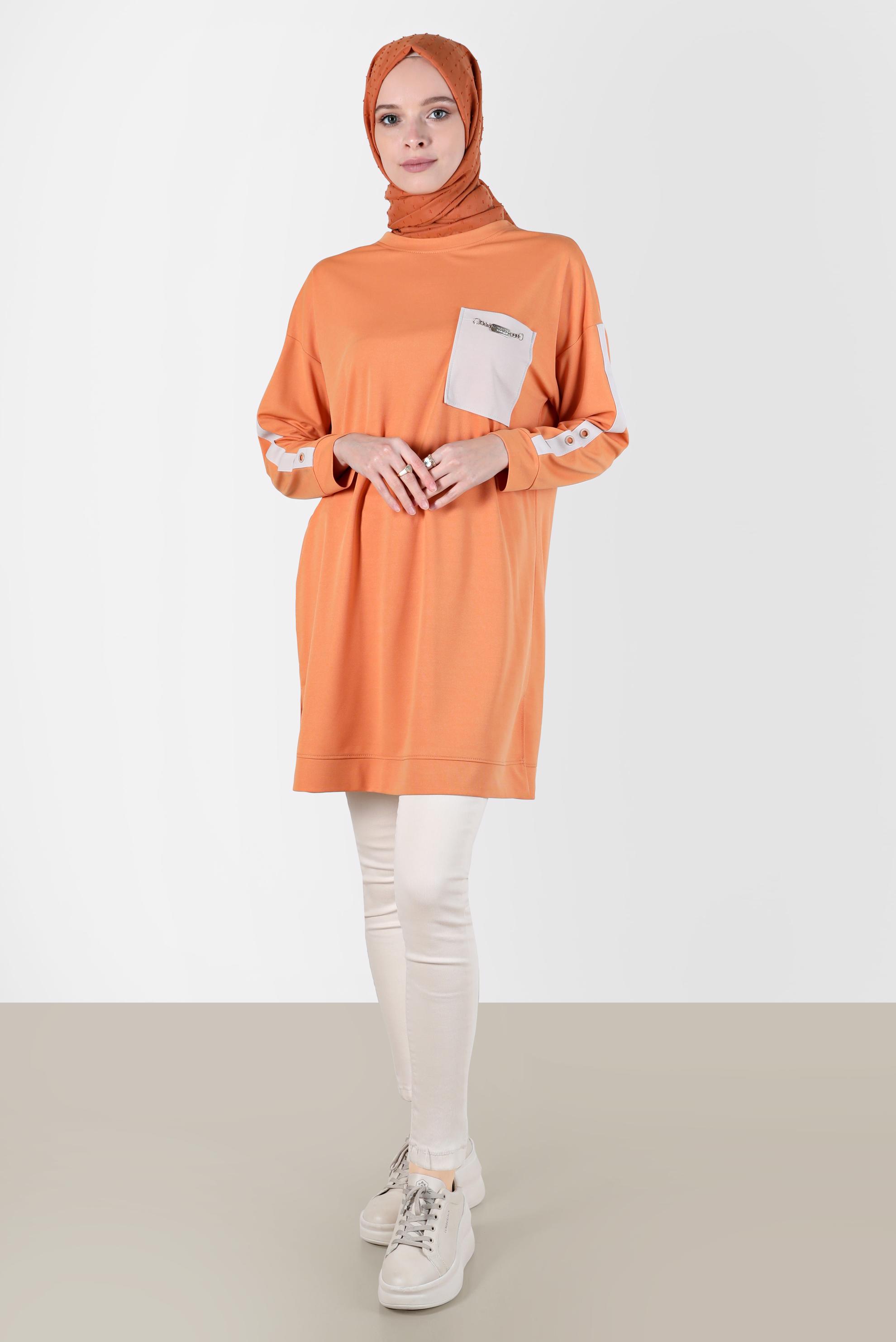 Tesettür giyim TURUNCU KOLLARI ŞERİTLİ CEP DETAYLI EŞOFMAN TUNİK 42859 