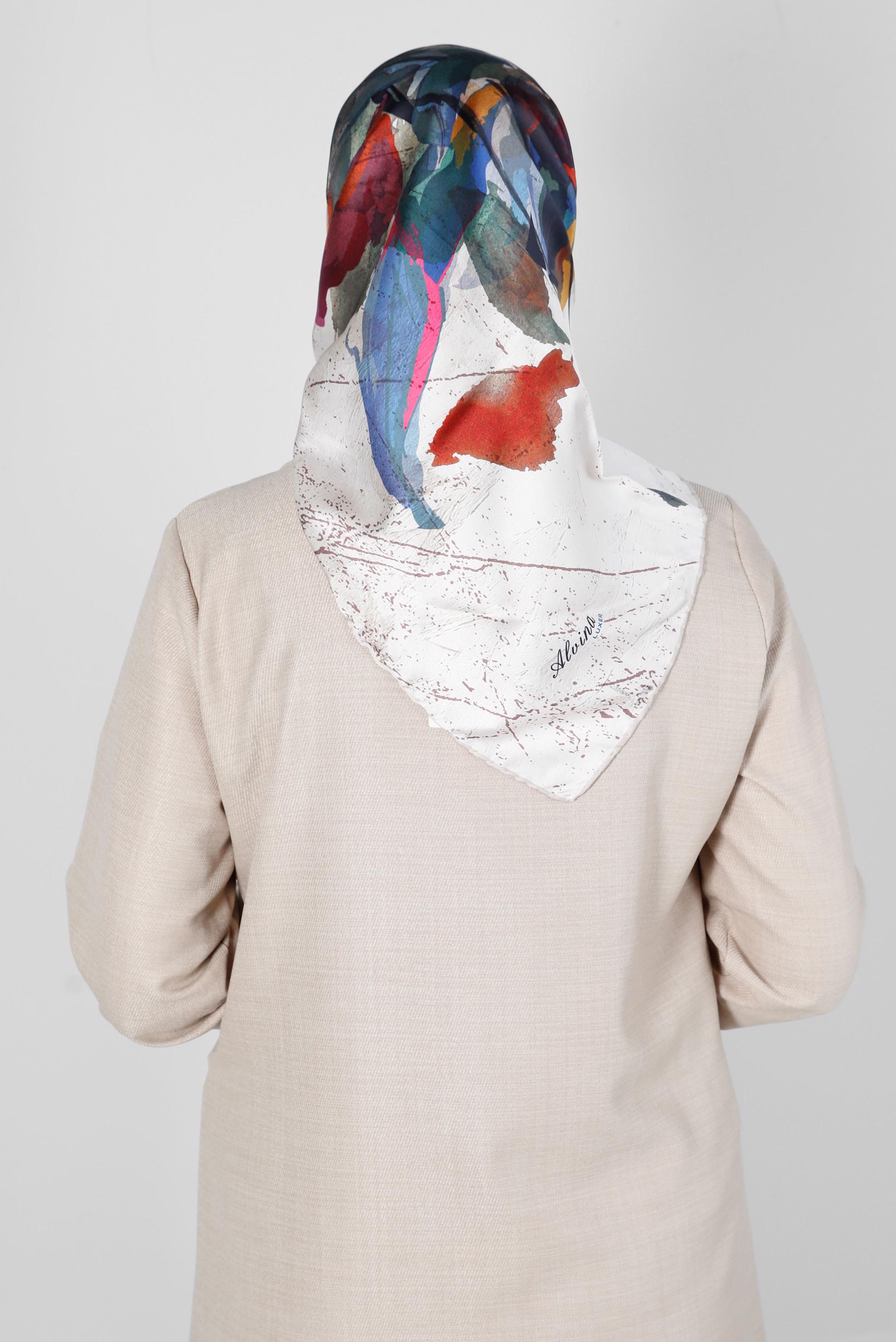 Tesettür giyim BEJ ALVİNA DİJİTAL SURA EŞARP 8118 