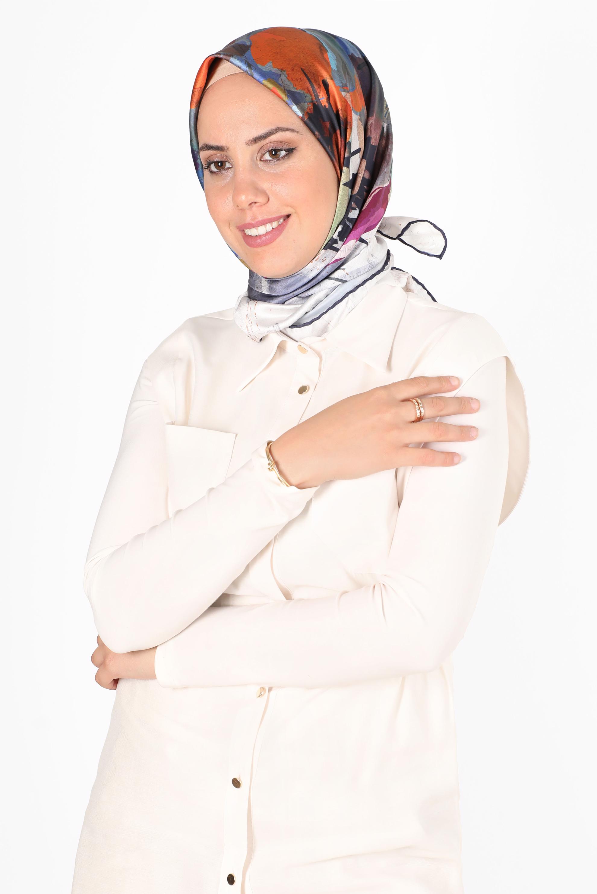 Tesettür giyim LACİVERT ALVİNA DİJİTAL SURA EŞARP 8118 