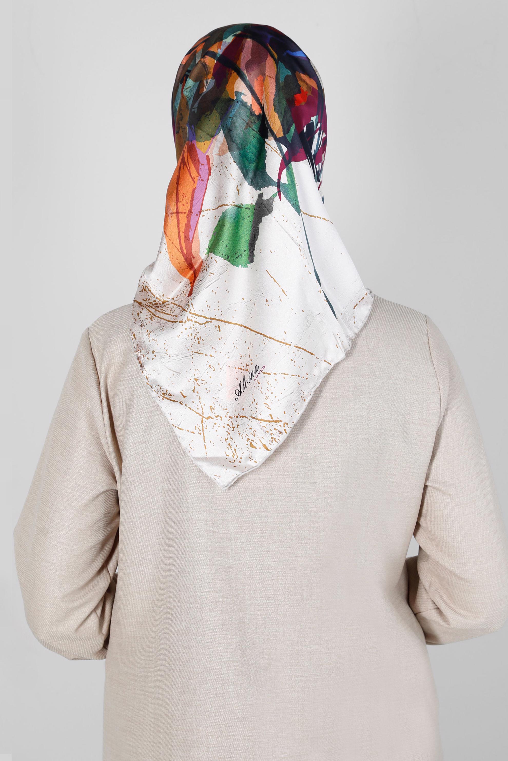 Tesettür giyim PUDRA ALVİNA DİJİTAL SURA EŞARP 8118 