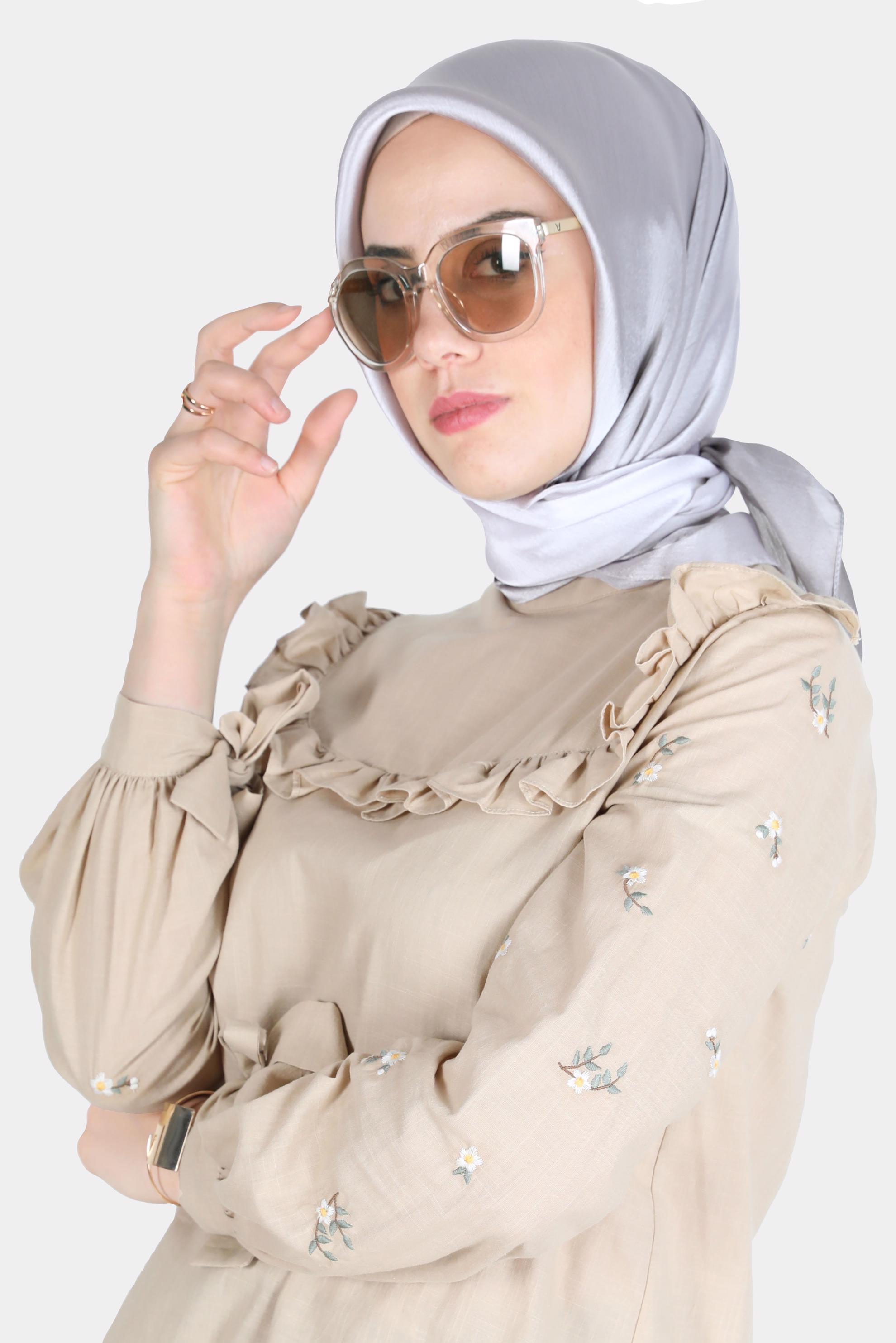 Tesettür giyim GÜMÜŞ ALVİNA DİJİTAL SURA EŞARP 8121 