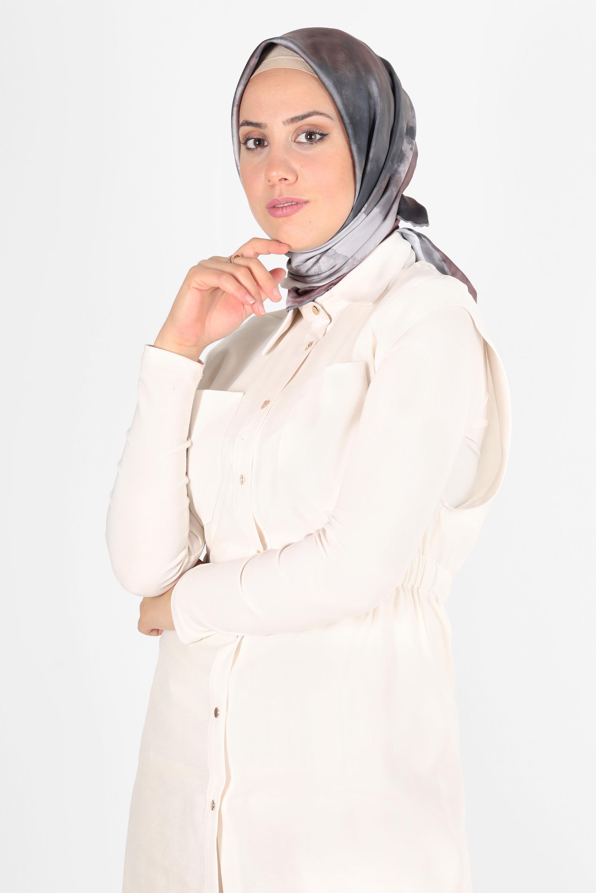 Tesettür giyim GRİ ALVİNA DİJİTAL SURA EŞARP 8122