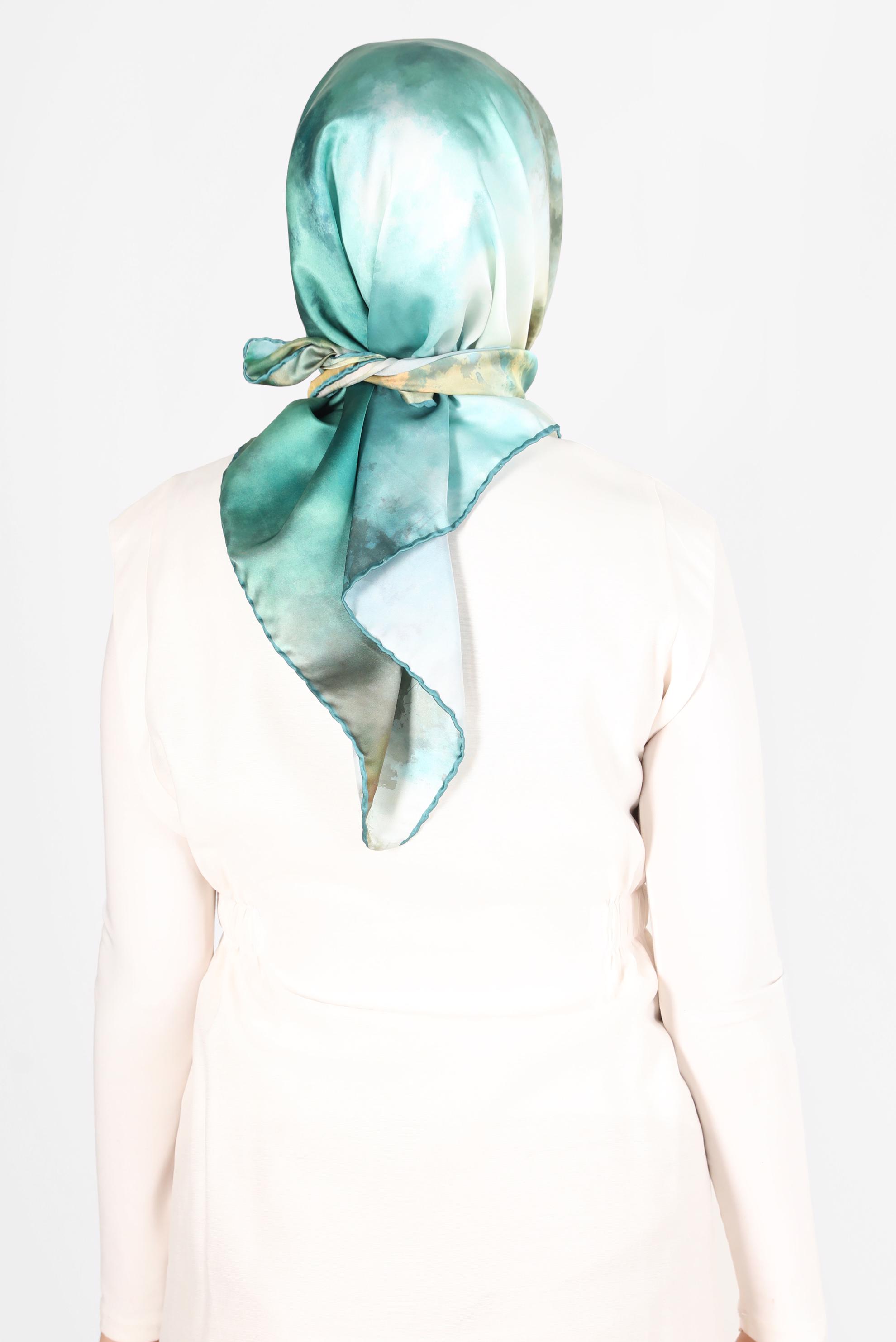 Tesettür giyim YEŞİL ALVİNA DİJİTAL SURA EŞARP 8122