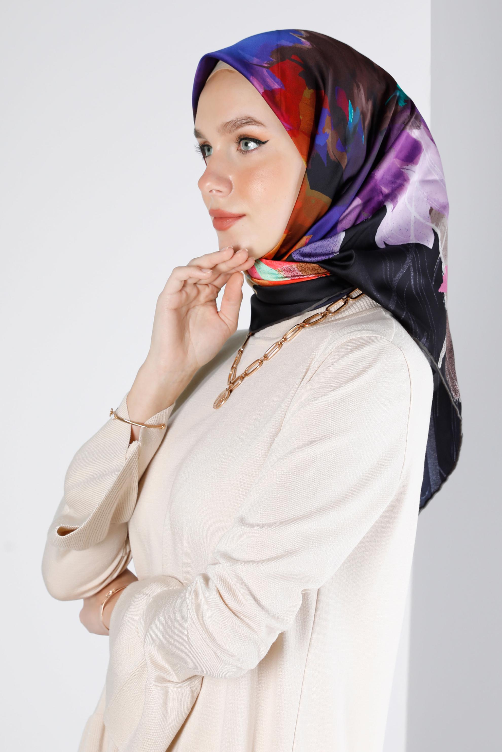 Tesettür giyim SİYAH ALVİNA DİJİTAL SURA EŞARP 8124 