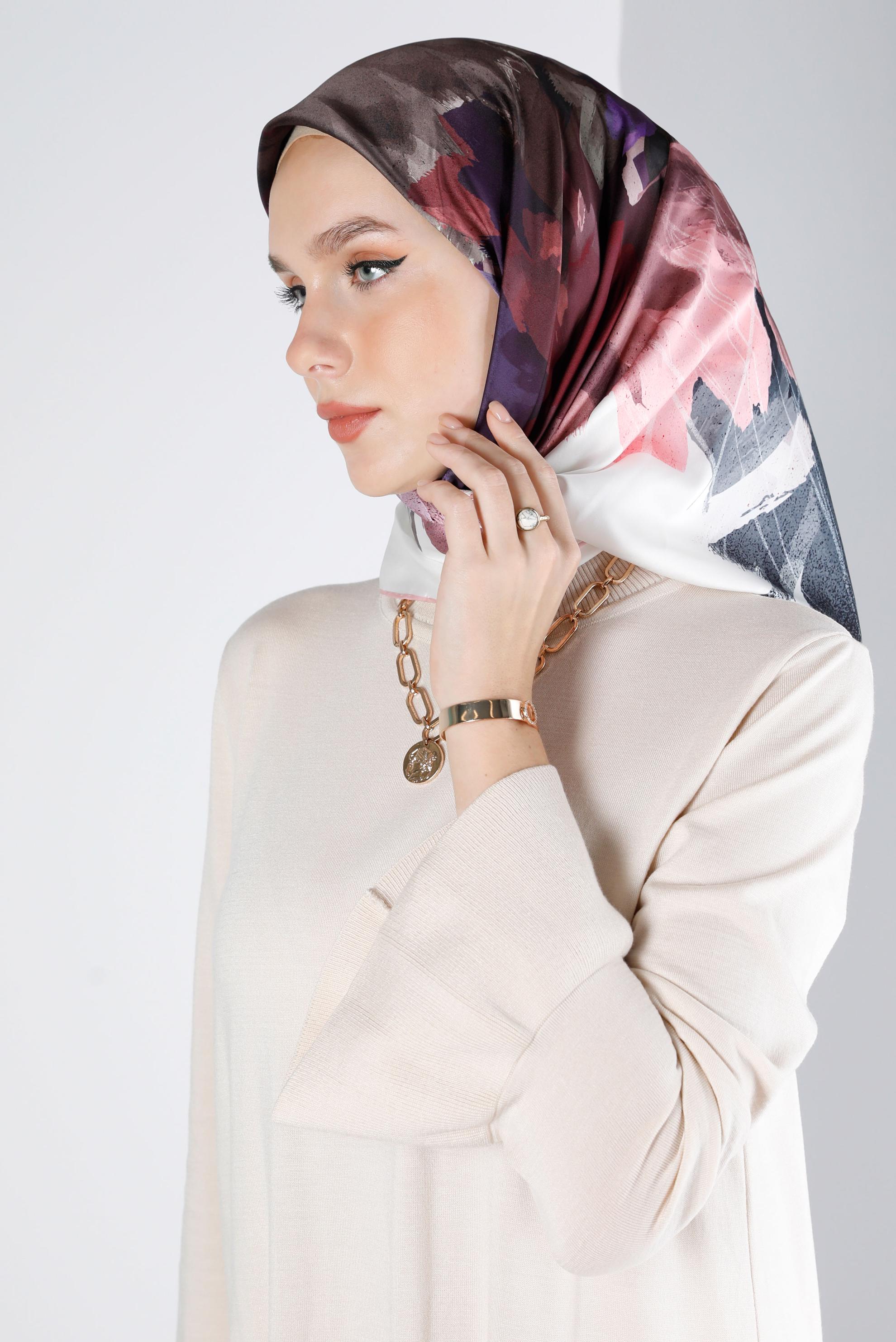 Tesettür giyim PUDRA ALVİNA DİJİTAL SURA EŞARP 8124 