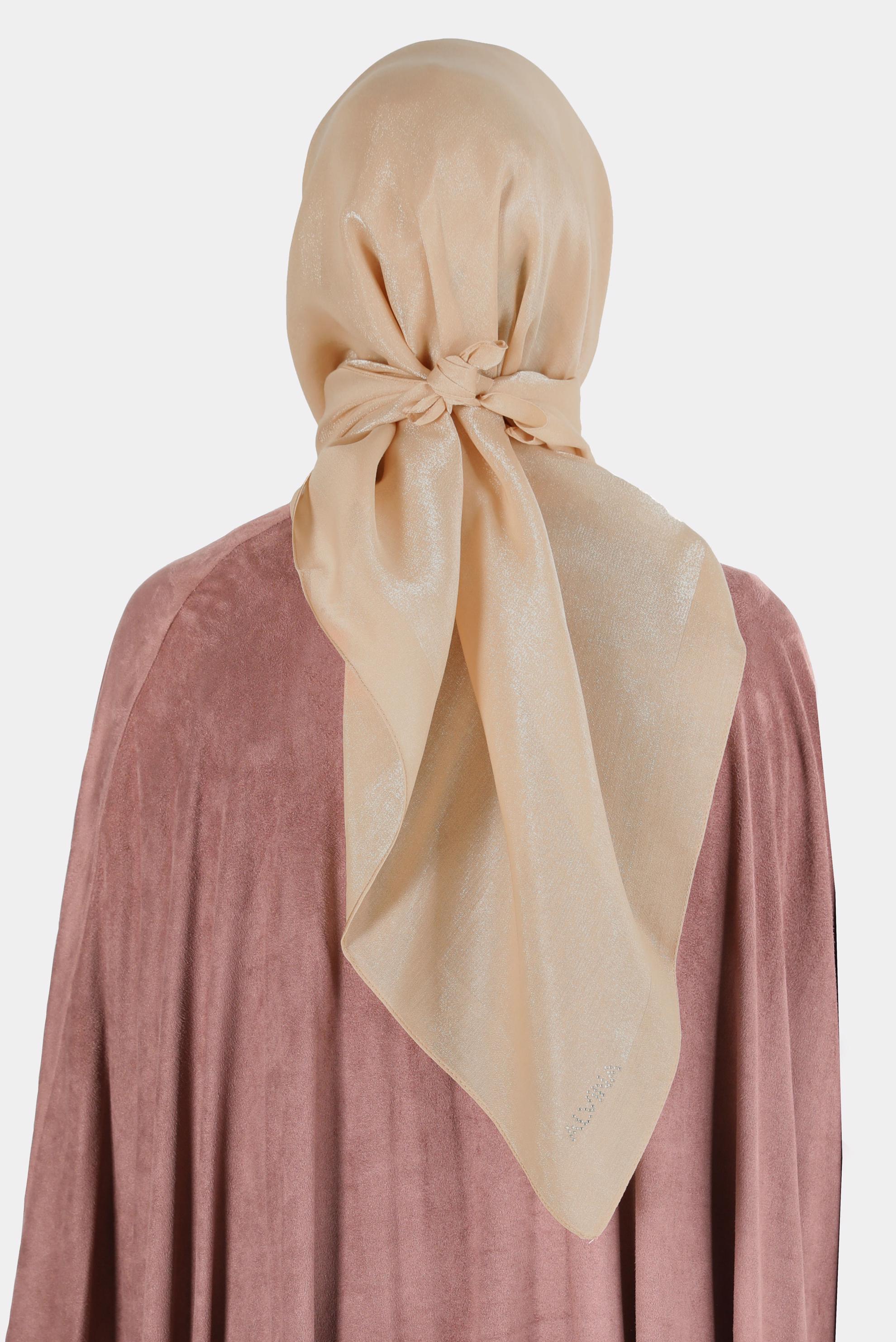 Tesettür giyim ALTIN ALVİNA PARILTI BANTLI EŞARP 8126