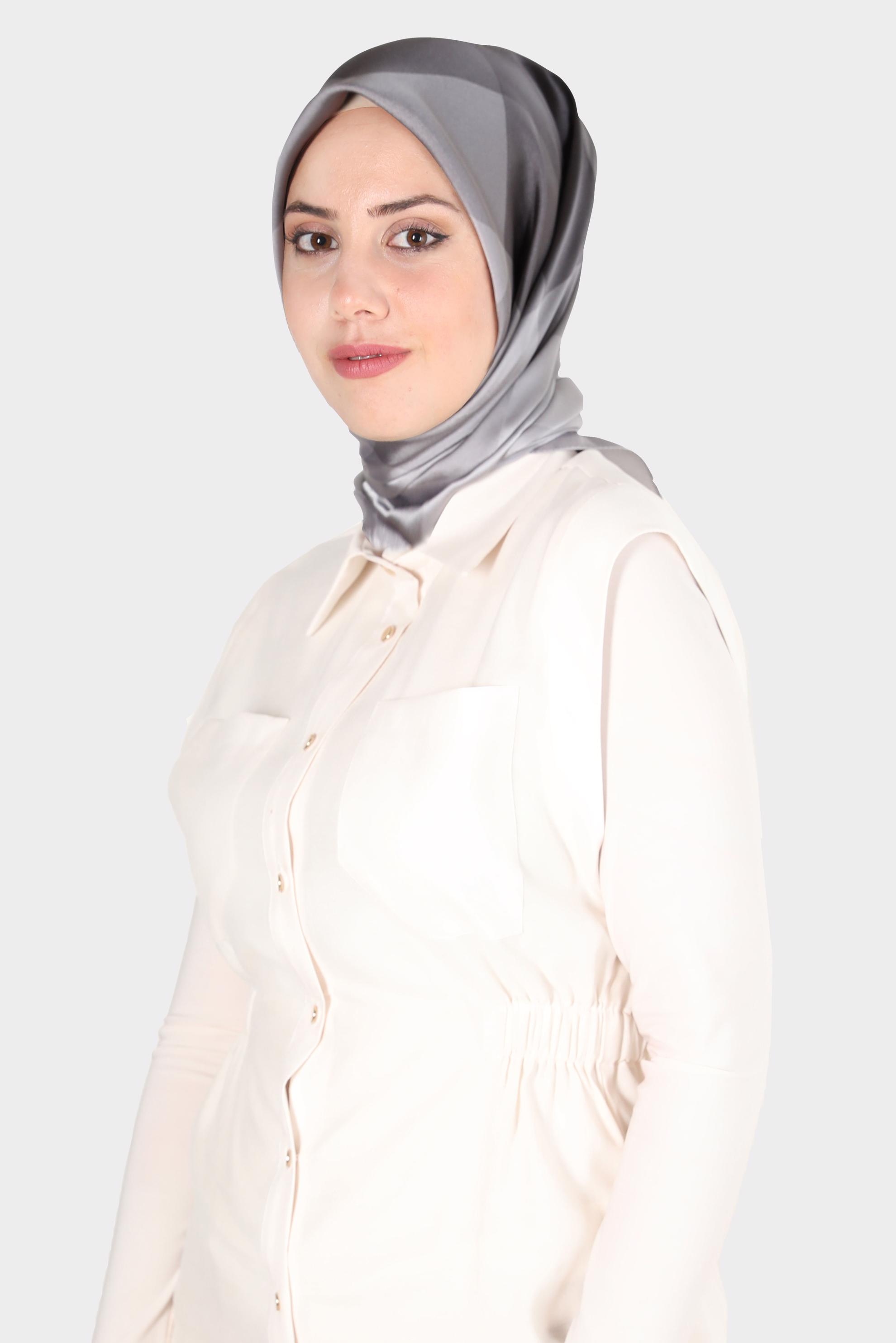 Tesettür giyim SİYAH ALVİNA DESENLİ EŞARP 8131 