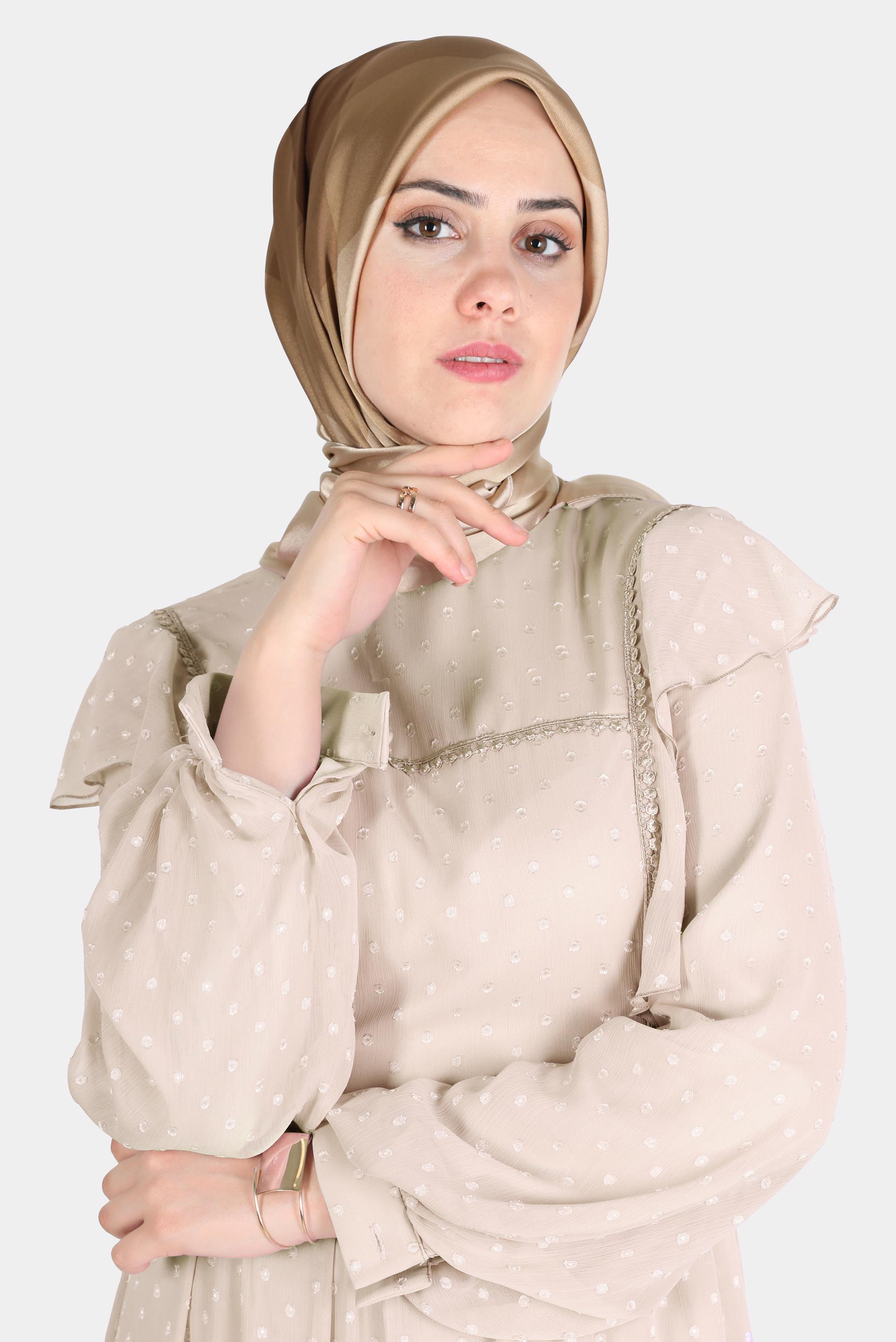 Tesettür giyim ALTIN ALVİNA DESENLİ EŞARP 8131 