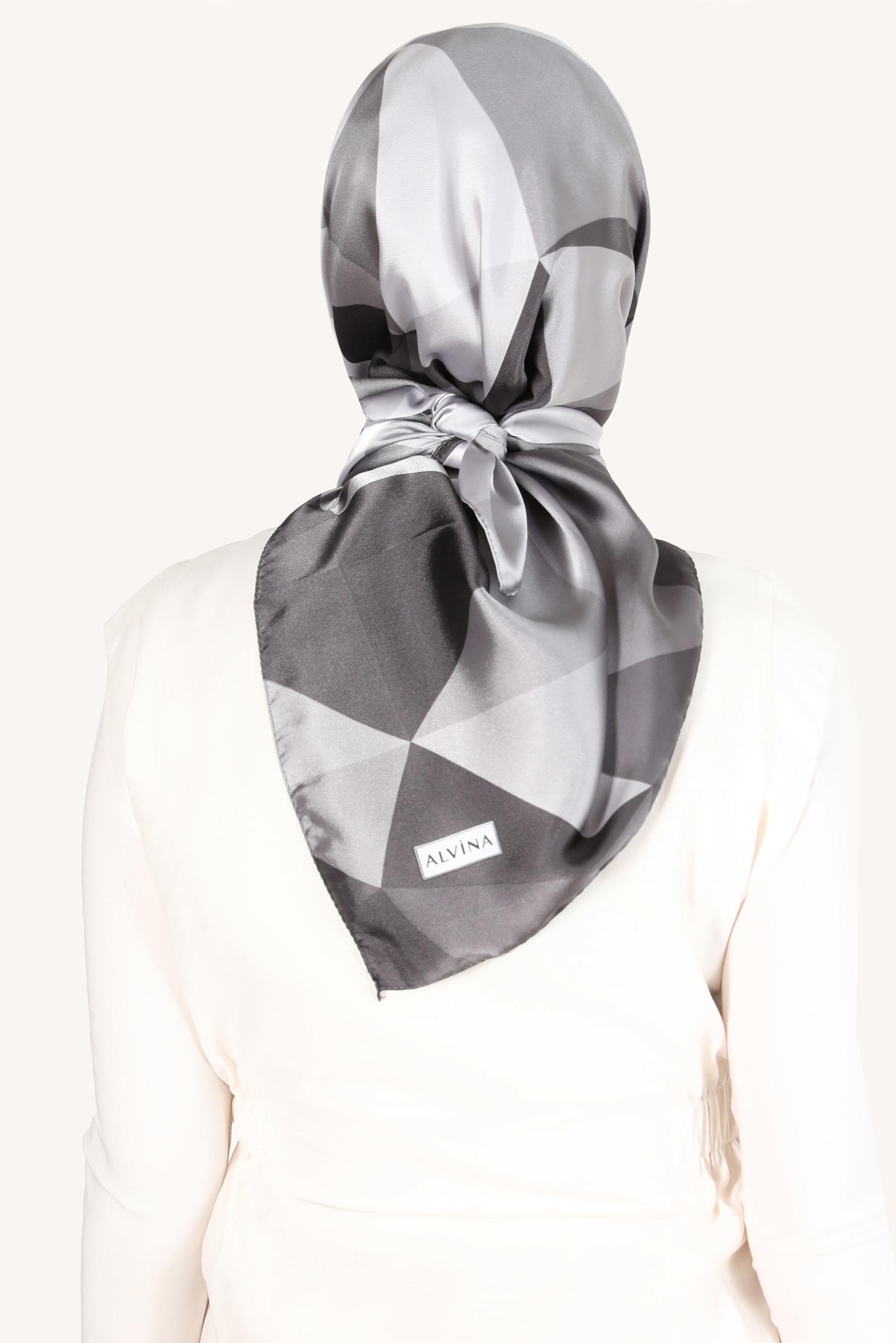 Tesettür giyim SİYAH ALVİNA DESENLİ EŞARP 8132 