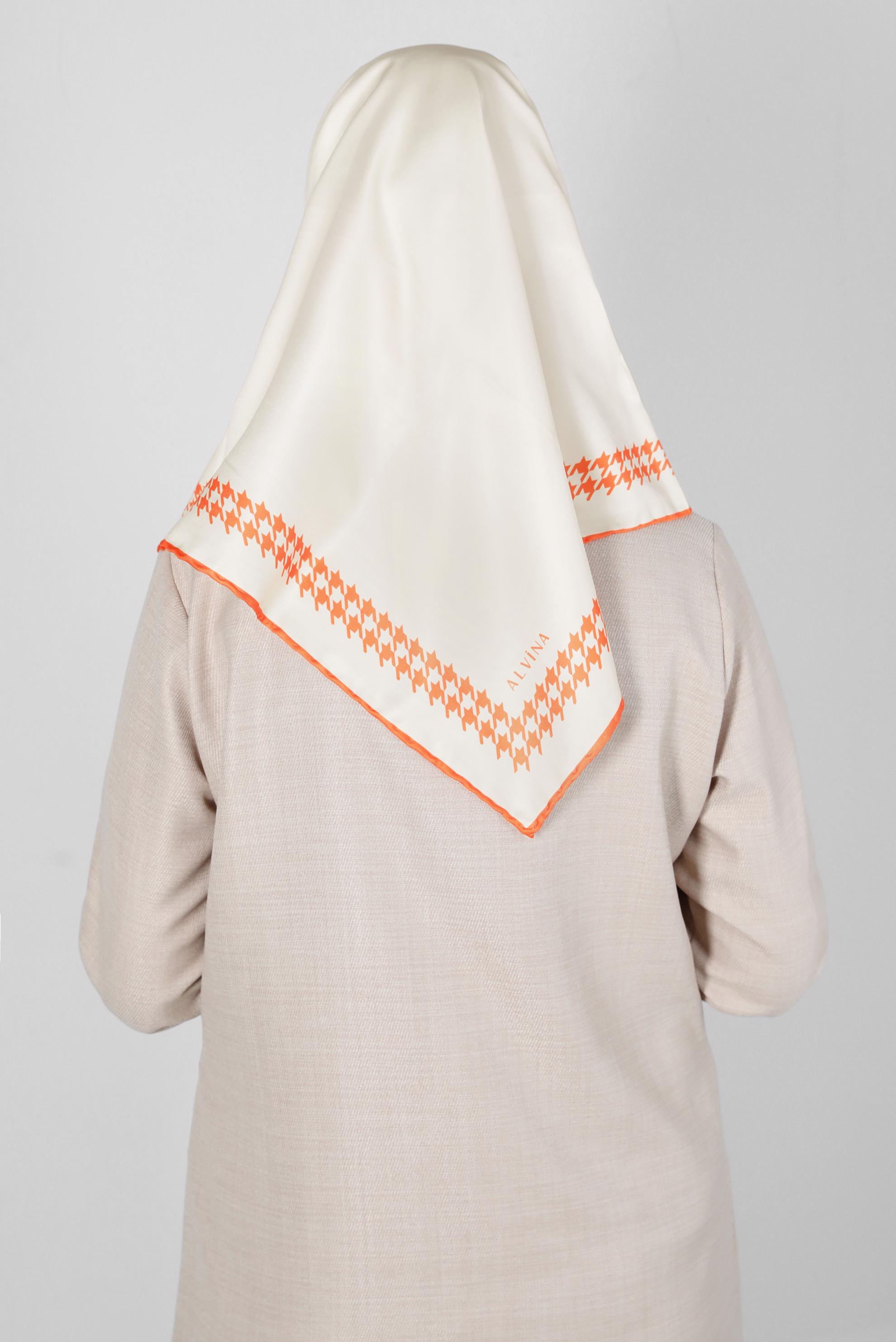 Tesettür giyim TURUNCU ALVİNA DİJİTAL DÜZ EŞARP 8137