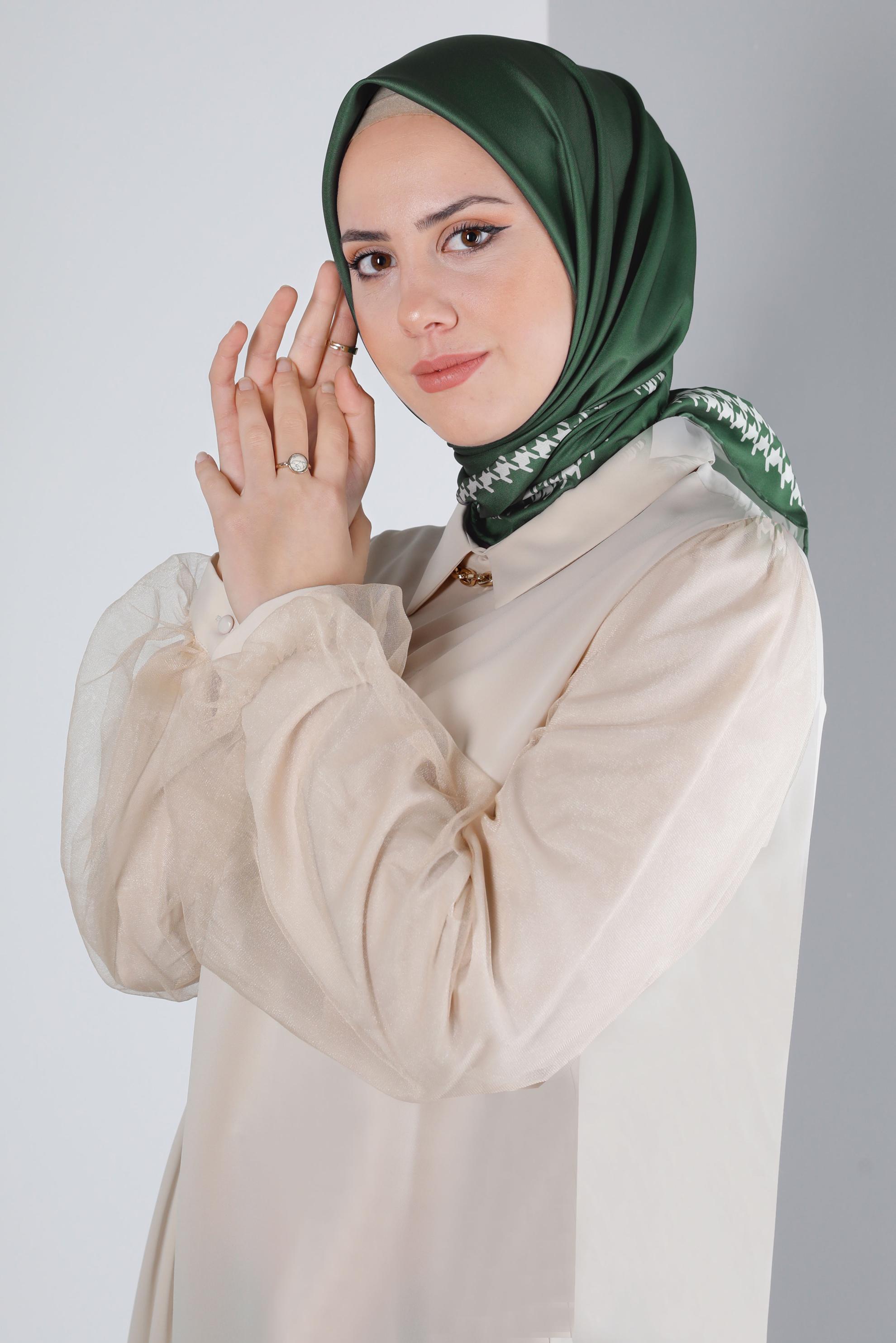 Tesettür giyim HAKİ ALVİNA DİJİTAL DÜZ EŞARP 8137