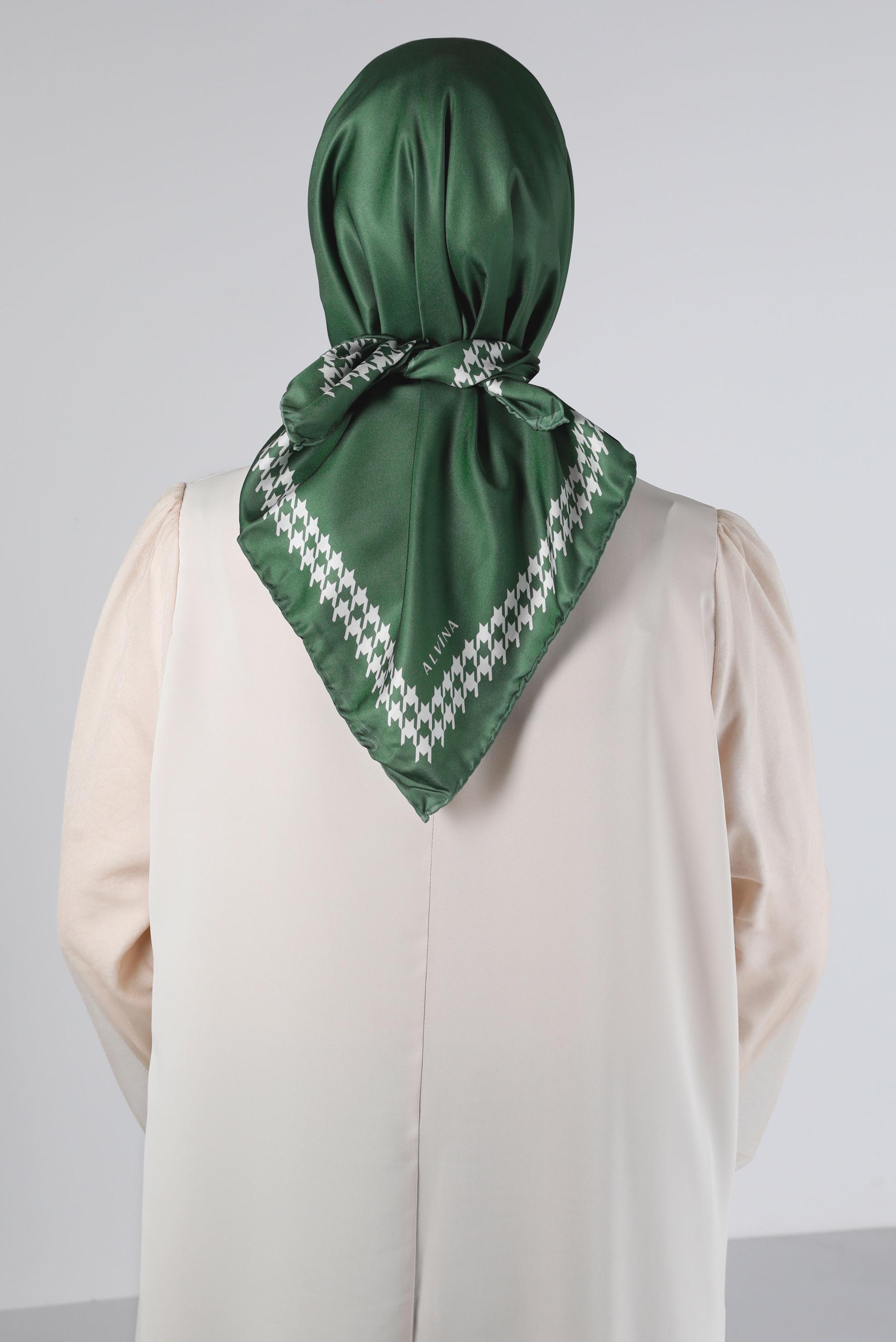 Tesettür giyim HAKİ ALVİNA DİJİTAL DÜZ EŞARP 8137