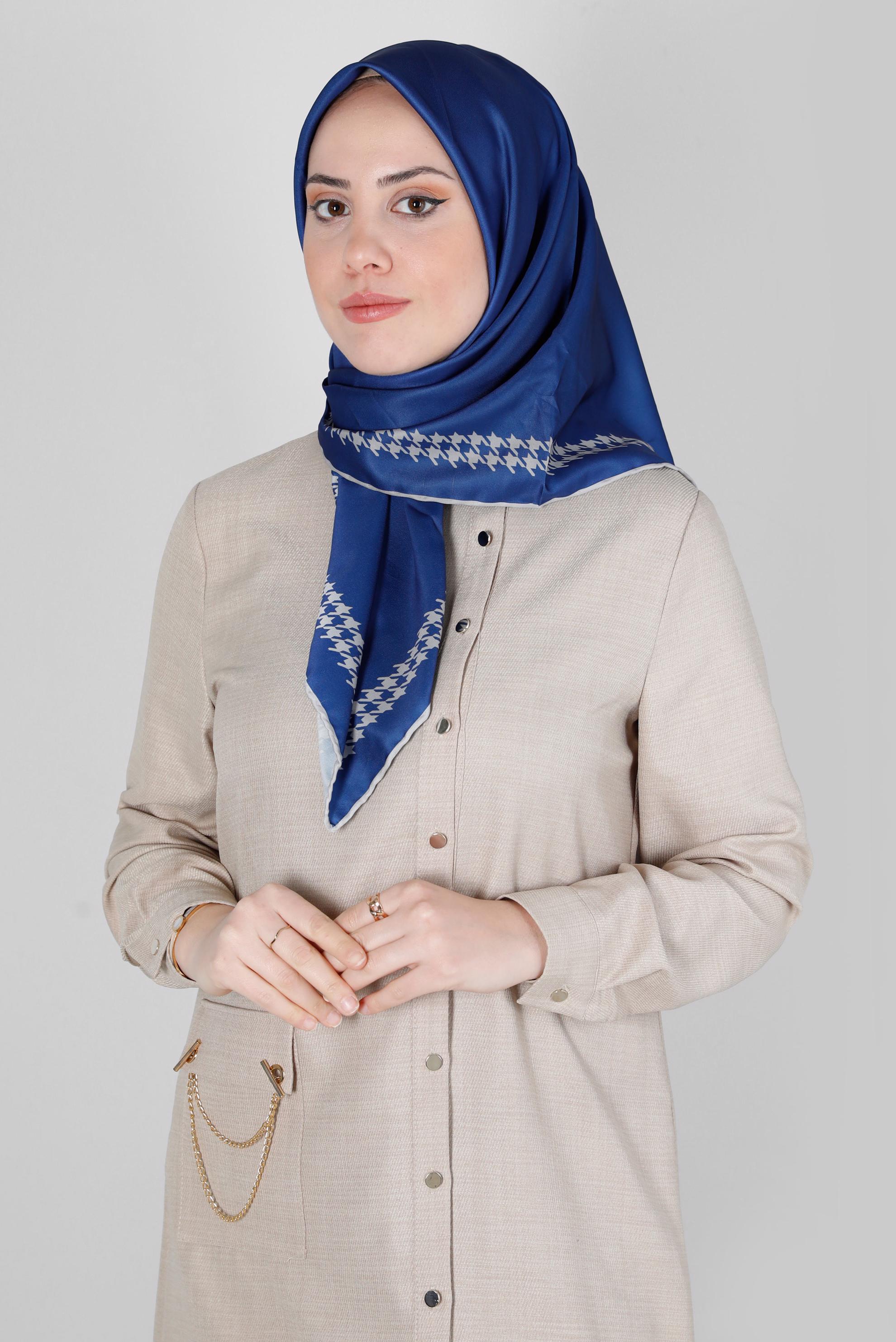 Tesettür giyim LACİVERT ALVİNA DİJİTAL DÜZ EŞARP 8137