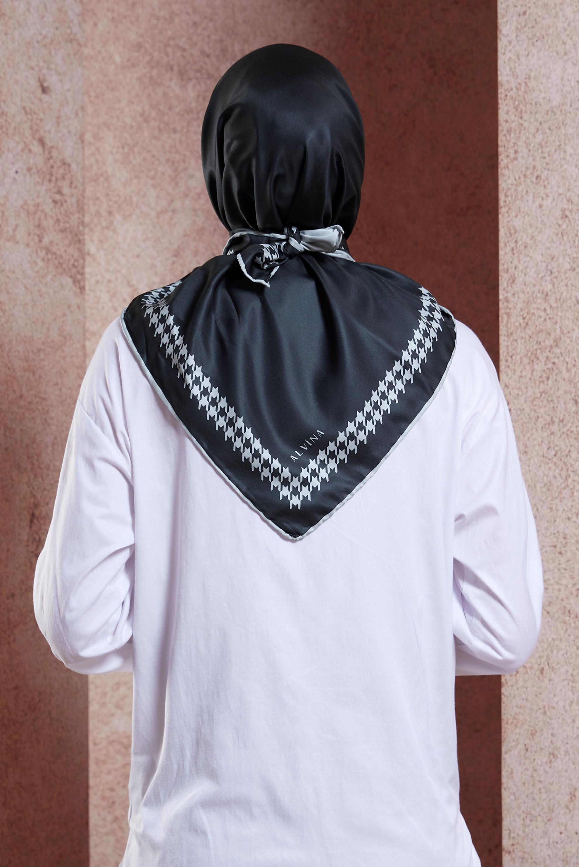 Tesettür giyim SİYAH ALVİNA DİJİTAL DÜZ EŞARP 8137