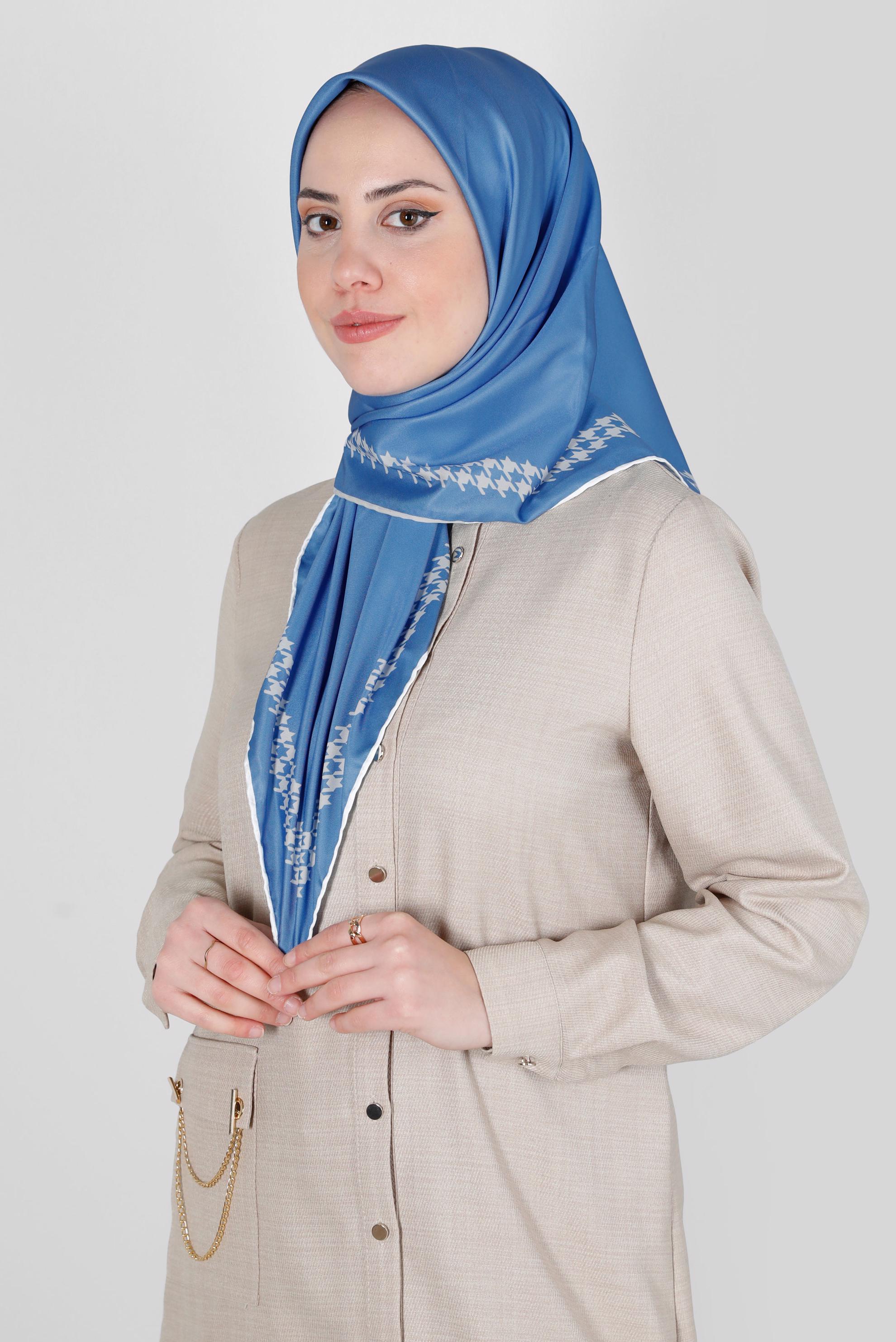 Tesettür giyim LACİVERT ALVİNA DİJİTAL DÜZ EŞARP 8137