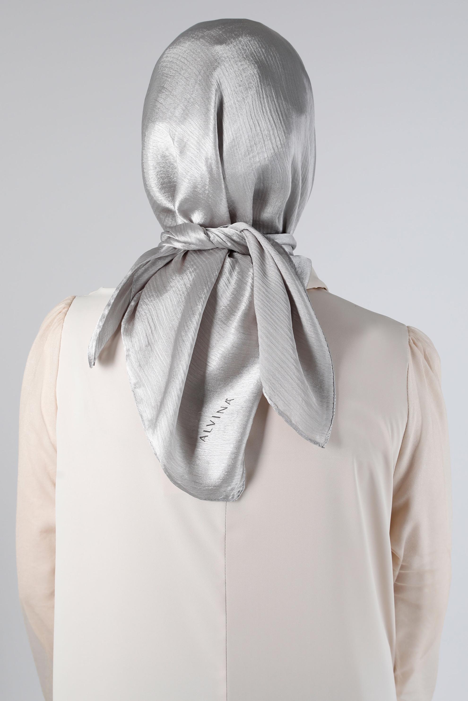 Tesettür giyim GRİ ALVİNA JANJANLI EŞARP 8140 