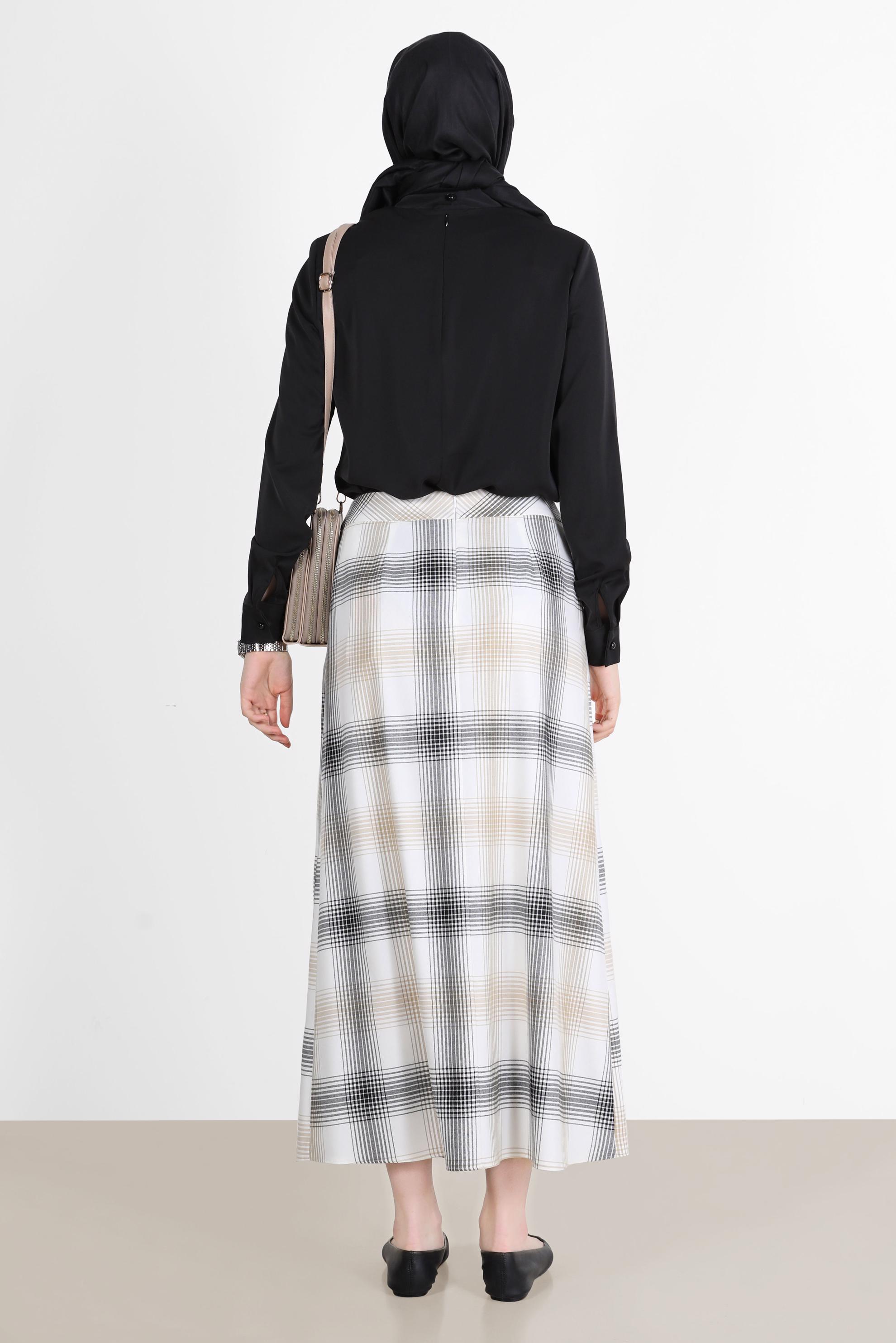 Tesettür giyim EKRU EKOSE DESEN DÜĞME DETAYLI ETEK 60266 