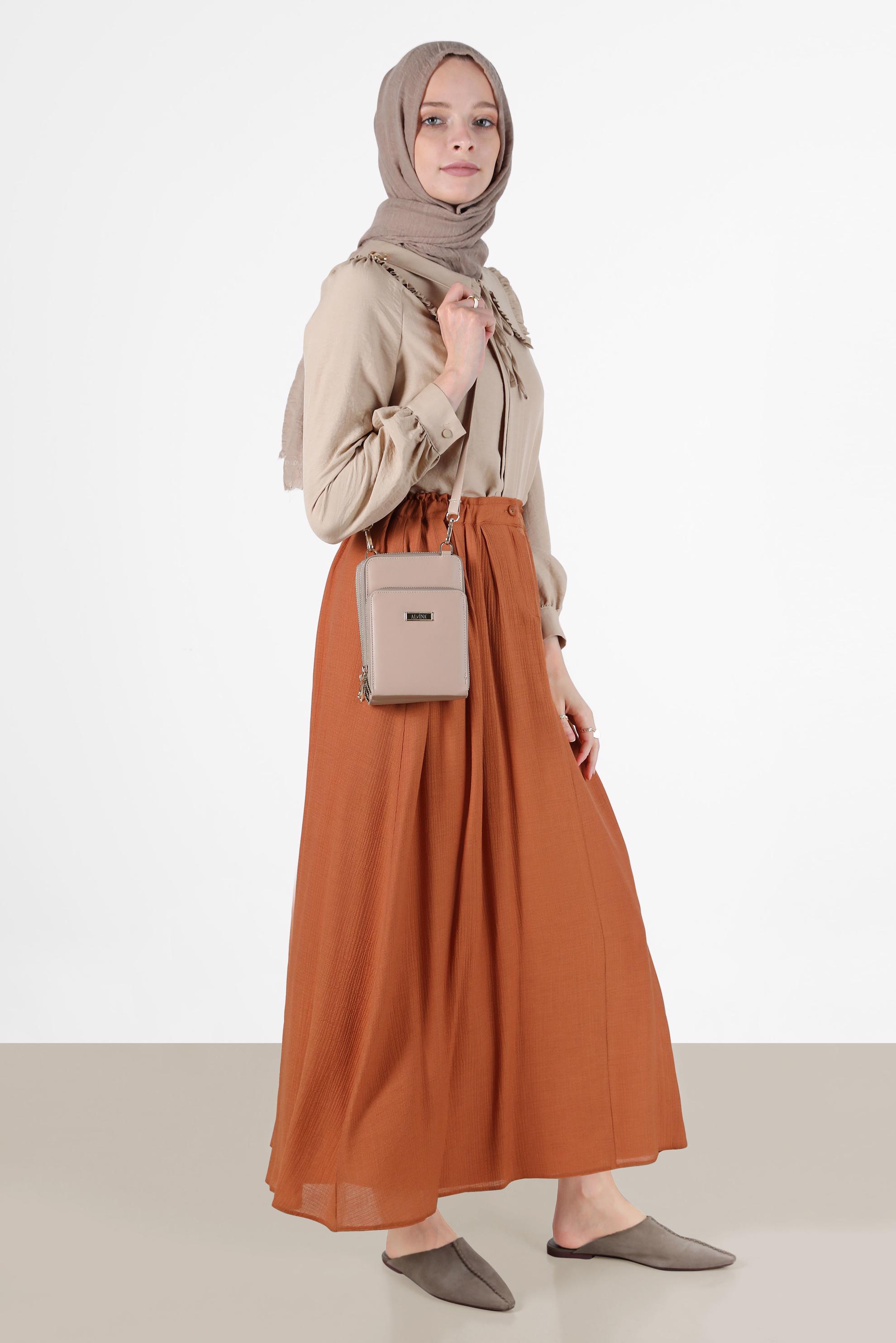 Tesettür giyim KAHVE BELİ BÜZGÜLÜ FERMUARLI DÜĞMELİ ETEK 60269 