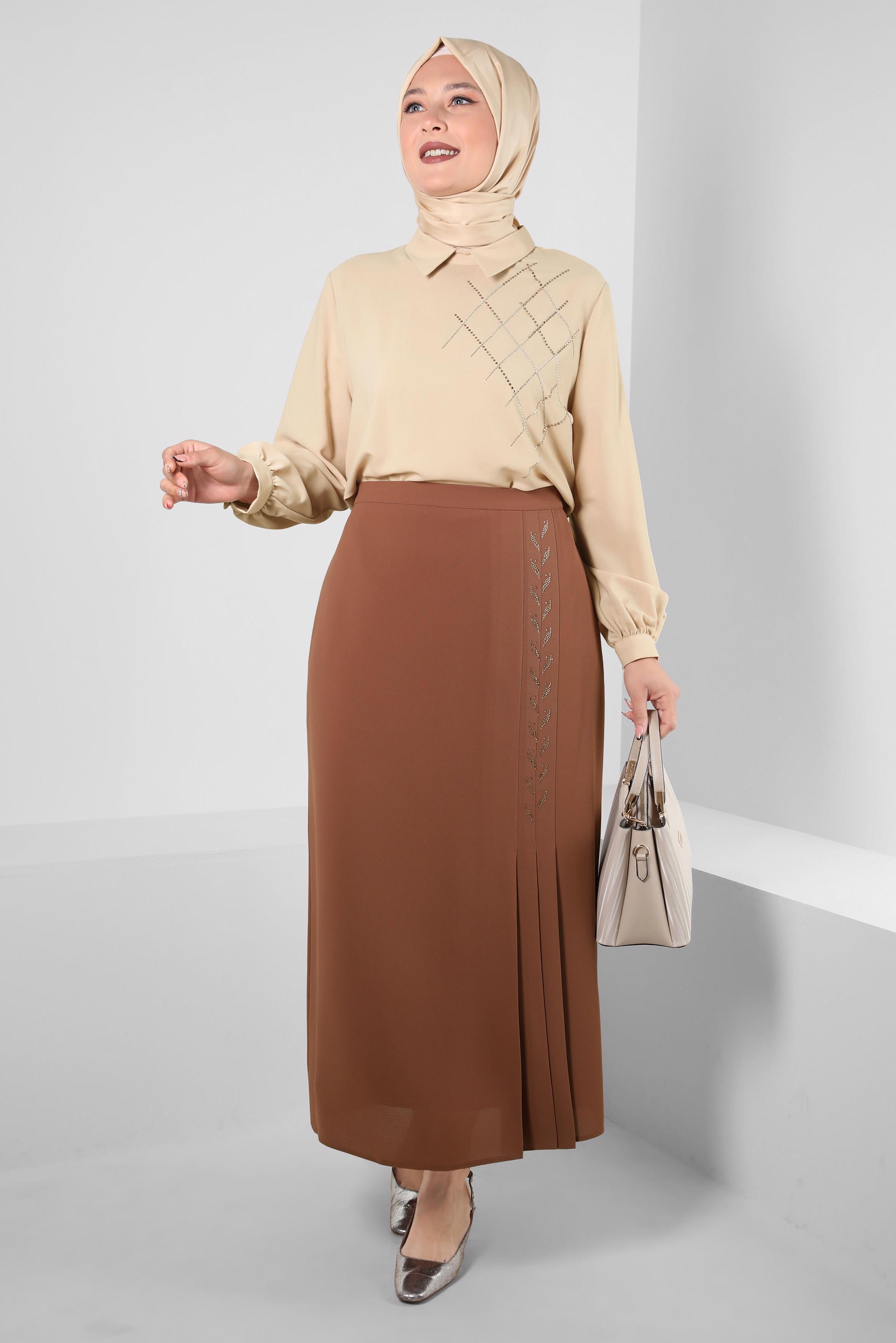 Vêtements hijab TABA JUPE À DÉTAILS PLIS AVEC GEM BRODÉ 60292