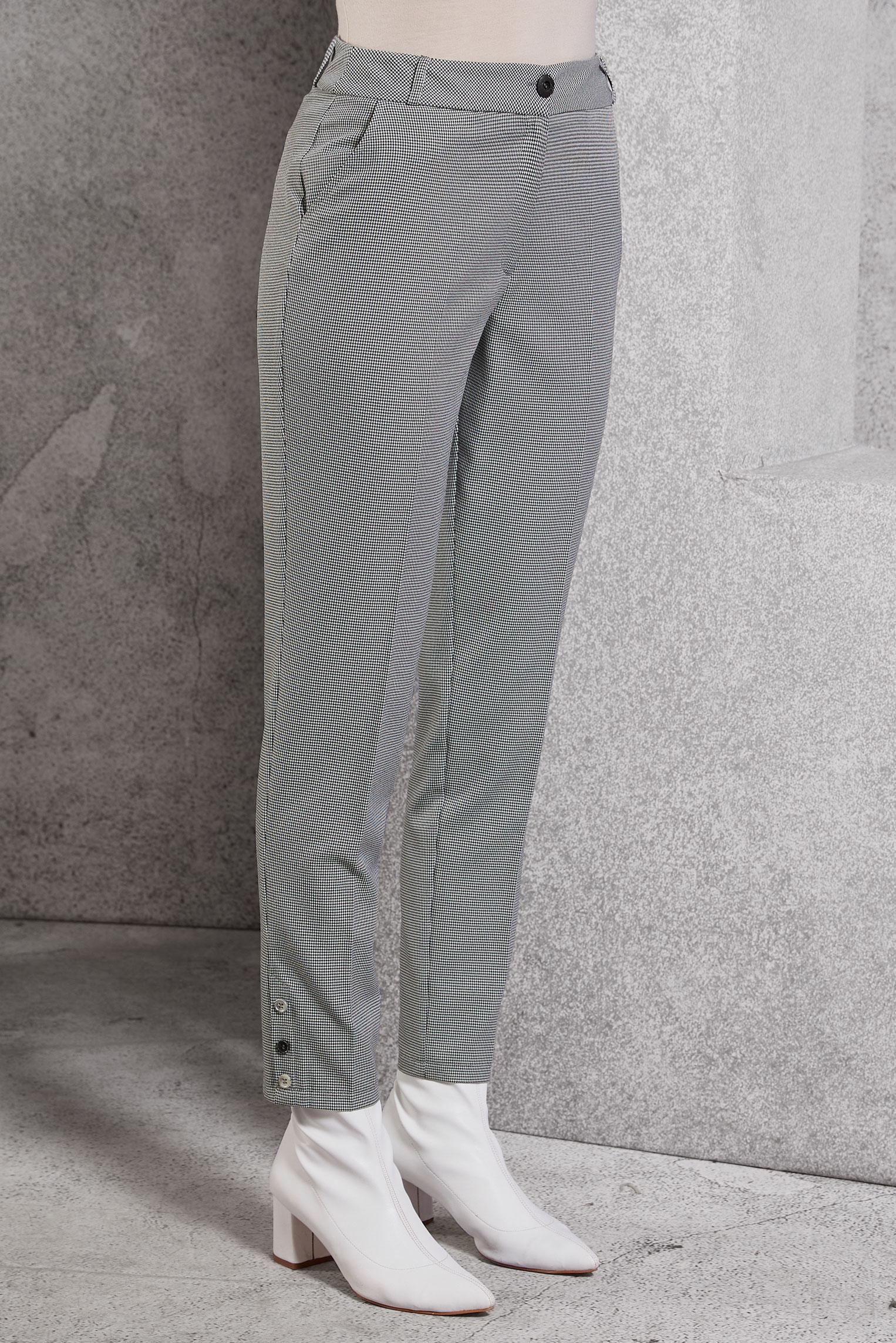 Tesettür giyim SİYAH KLASİK KESİM EKOSE PANTOLON 70361-2 