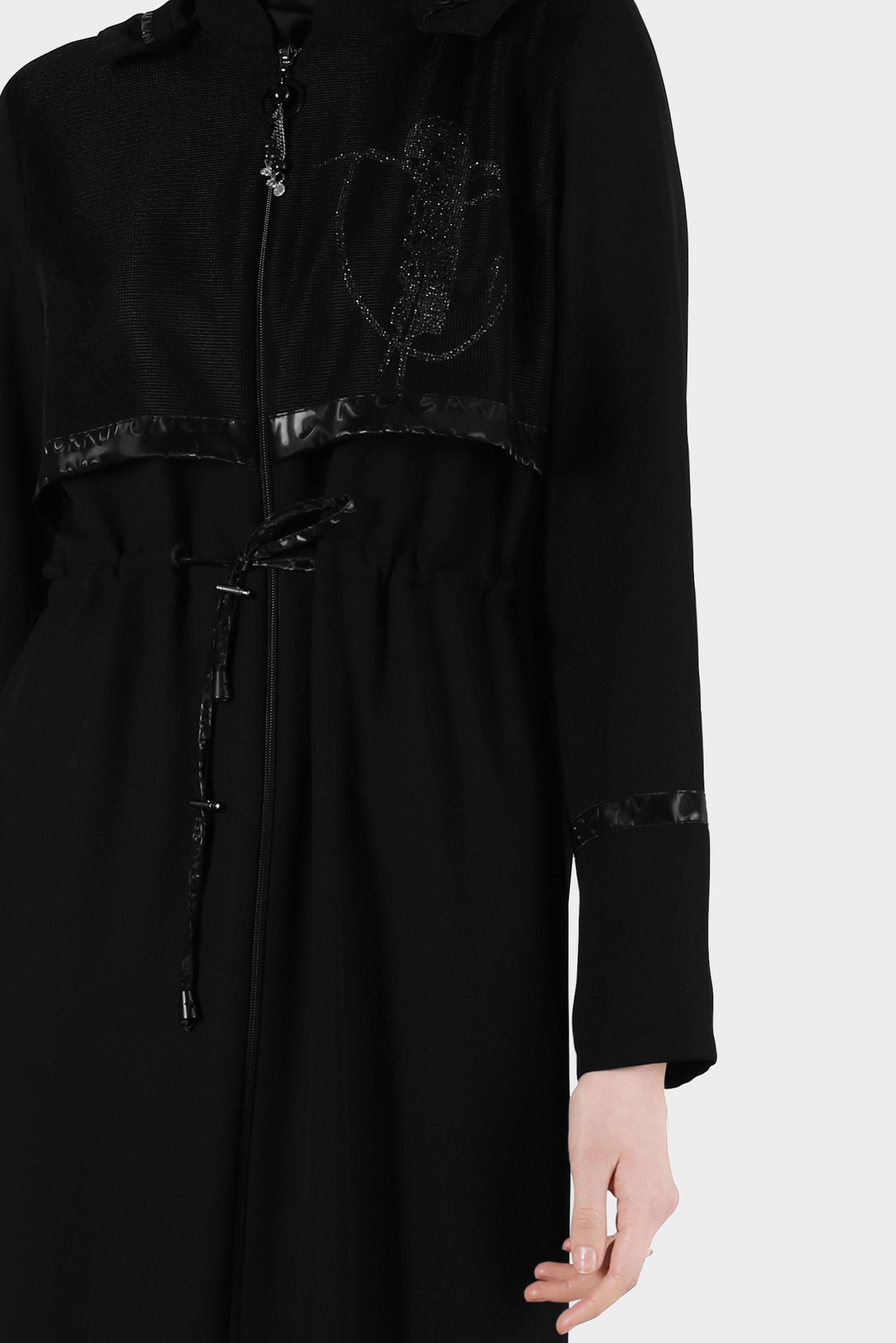 Tesettür giyim SİYAH FİLE DETAYLI KAPÜŞONLU PARDESÜ 10520	