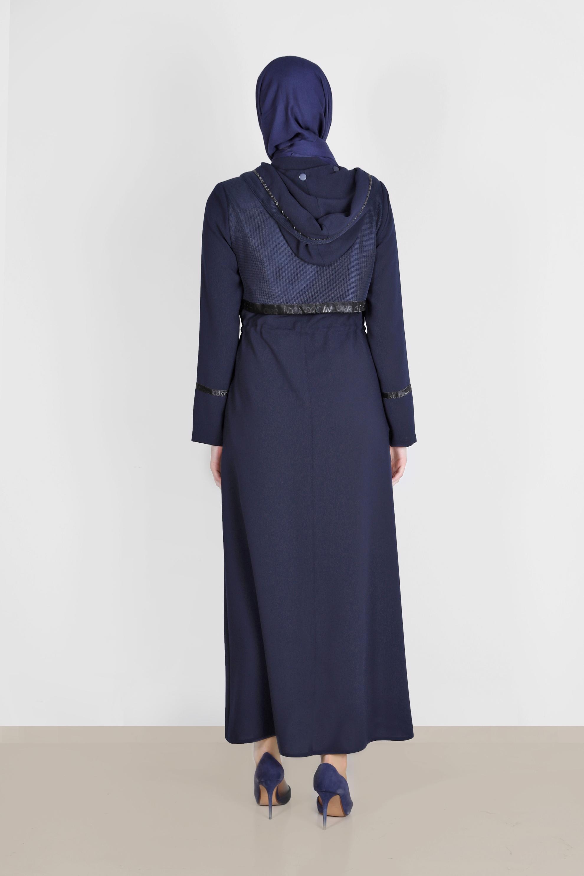 Tesettür giyim LACİVERT FİLE DETAYLI KAPÜŞONLU PARDESÜ 10520	