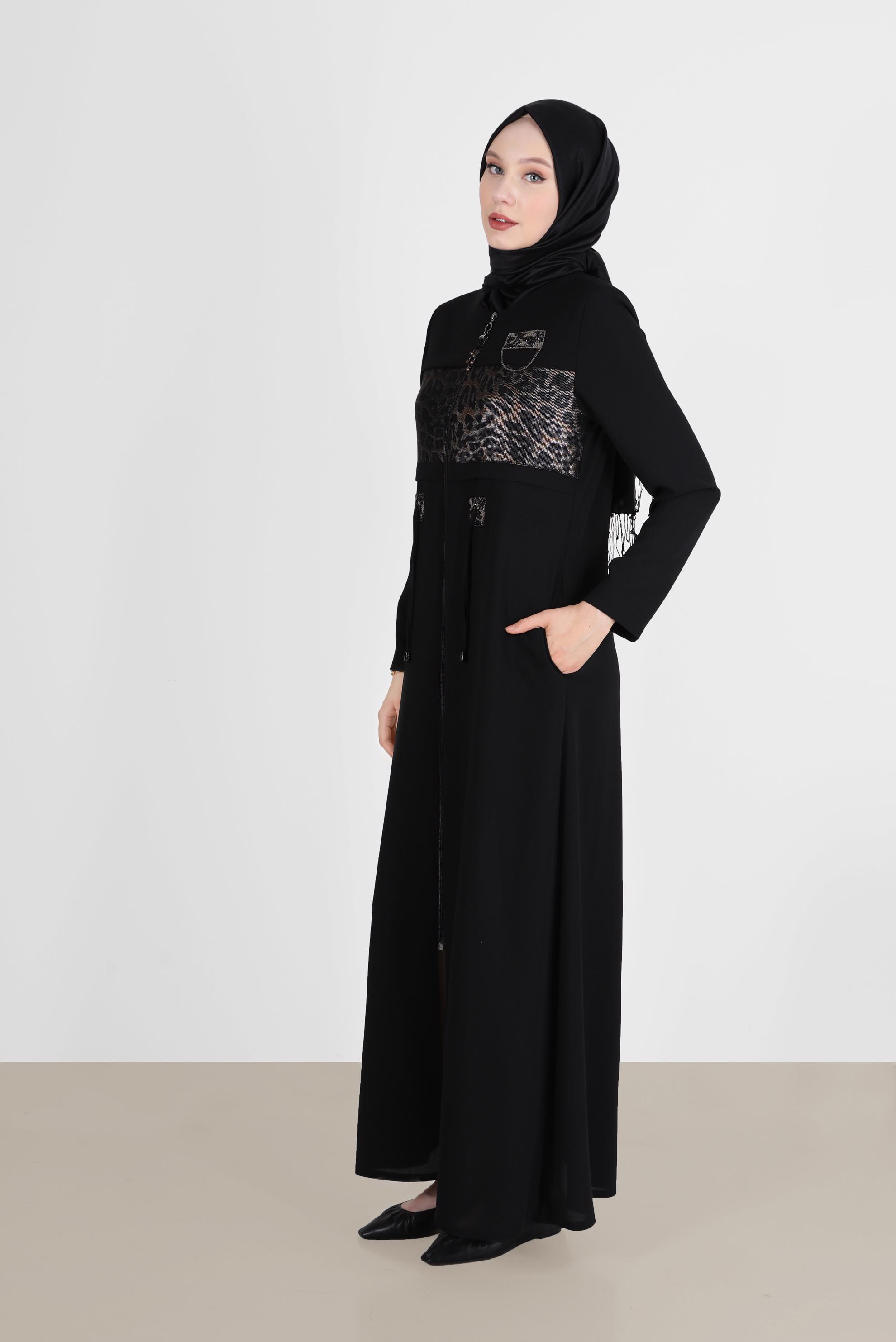 Tesettür giyim SİYAH LEOPAR DESEN DETAYLI FERMUARLI PARDESÜ 10522 