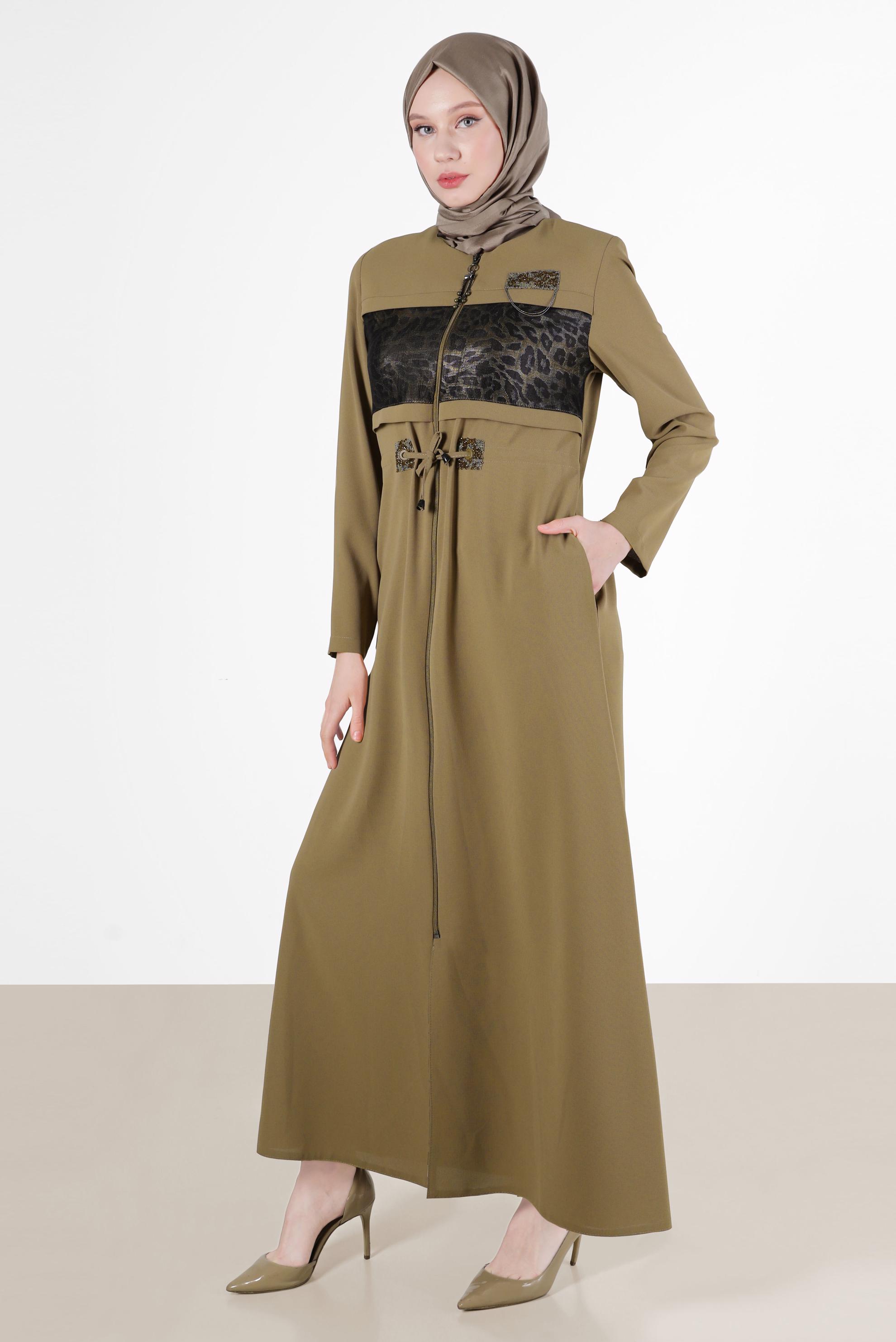 Tesettür giyim KAHVE LEOPAR DESEN DETAYLI FERMUARLI PARDESÜ 10522 