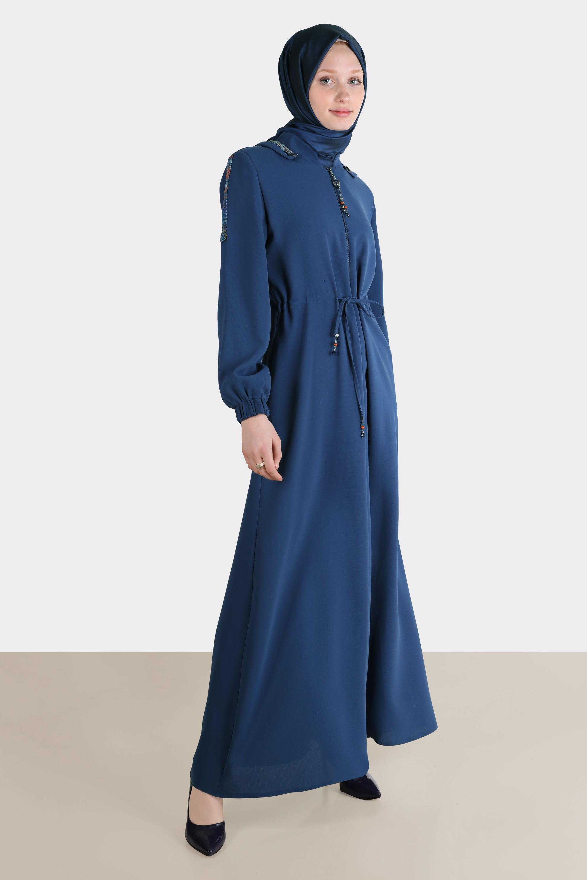 Tesettür giyim LACİVERT BELİ BÜZGÜLÜ KAPÜŞONLU PARDESÜ 10524 