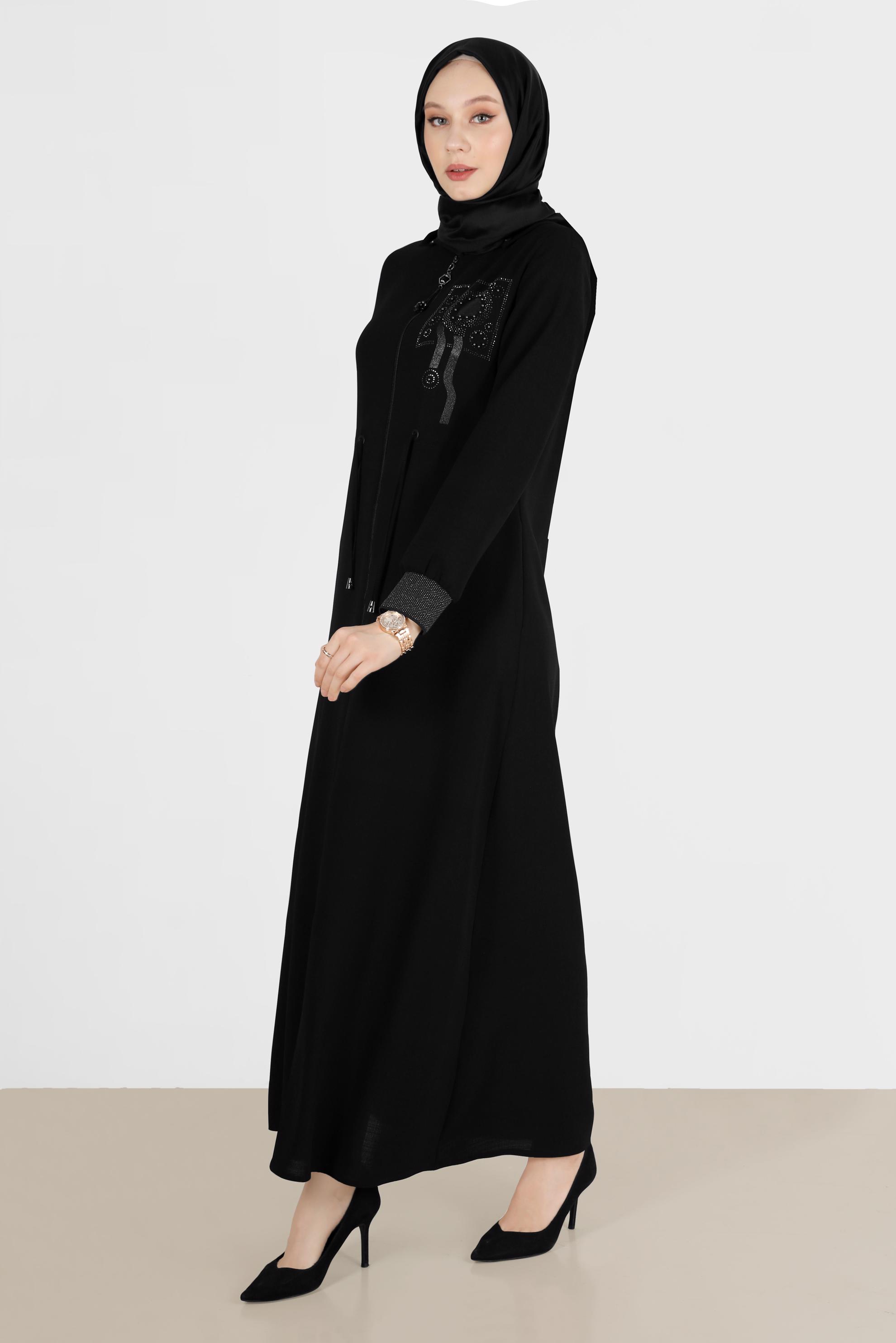 Tesettür giyim SİYAH TAŞ BASKI DETAYLI FERMUARLI PARDESÜ 10526 