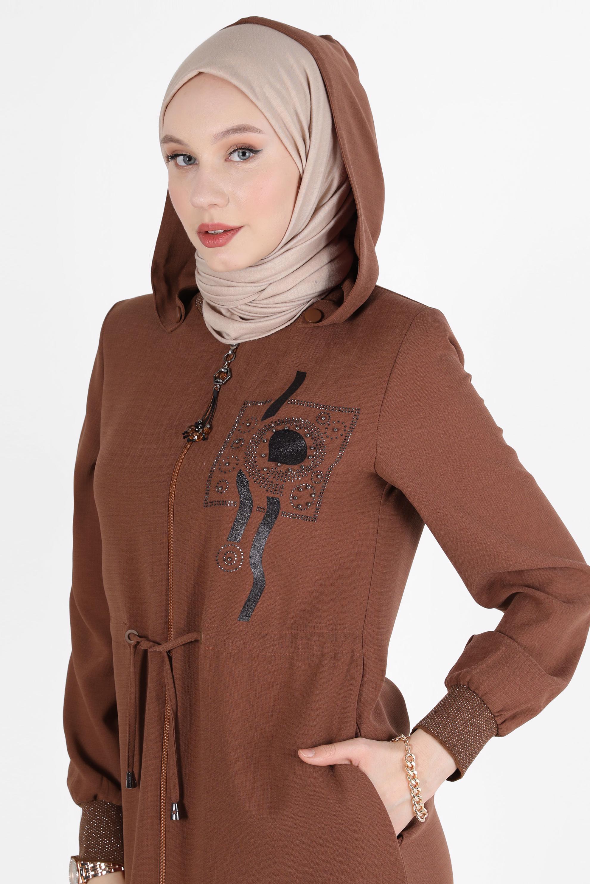 Tesettür giyim TURUNCU TAŞ BASKI DETAYLI FERMUARLI PARDESÜ 10526 