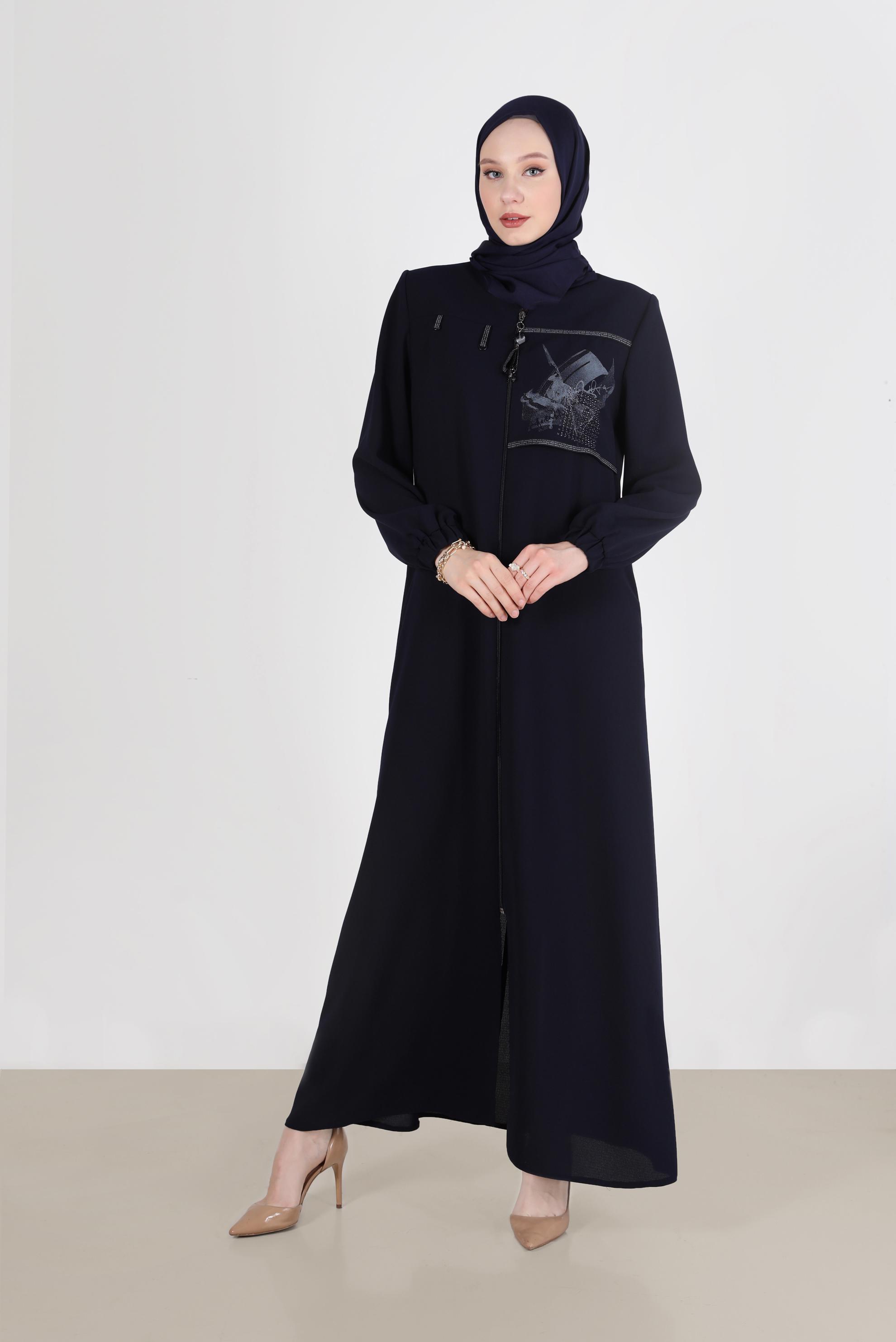 Tesettür giyim LACİVERT TAŞ BASKI DETAYLI FERMUARLI PARDESÜ 10528 