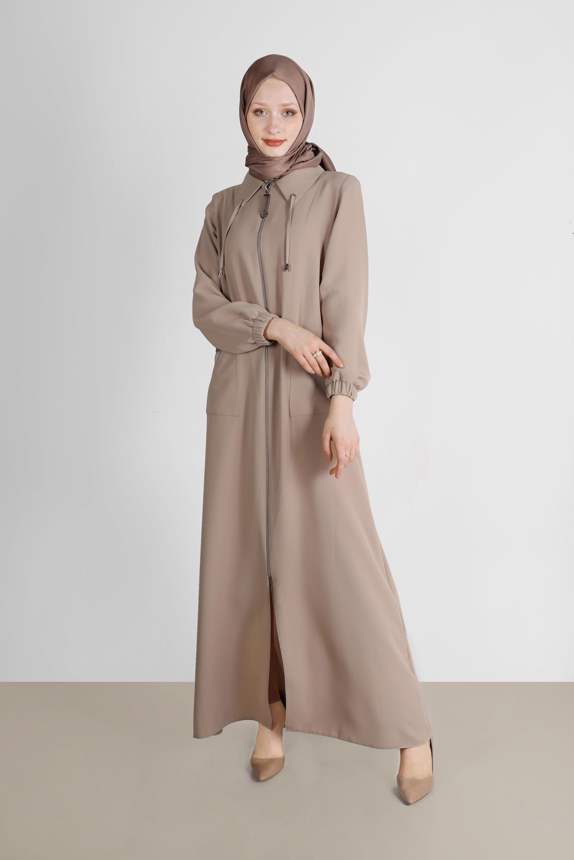 Tesettür giyim BEJ FERMUARLI FİLE DETAYLI PARDESÜ 10533 