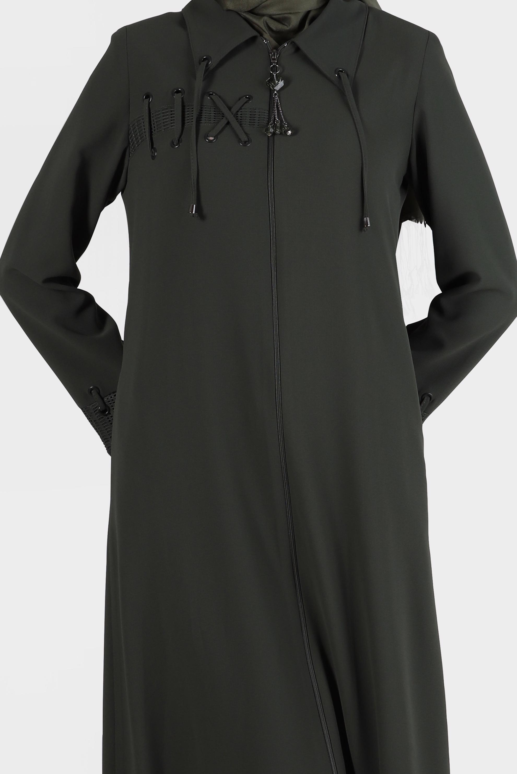 Tesettür giyim HAKİ KUŞGÖZÜ DETAYLI FERMUARLI PARDESÜ 10534	