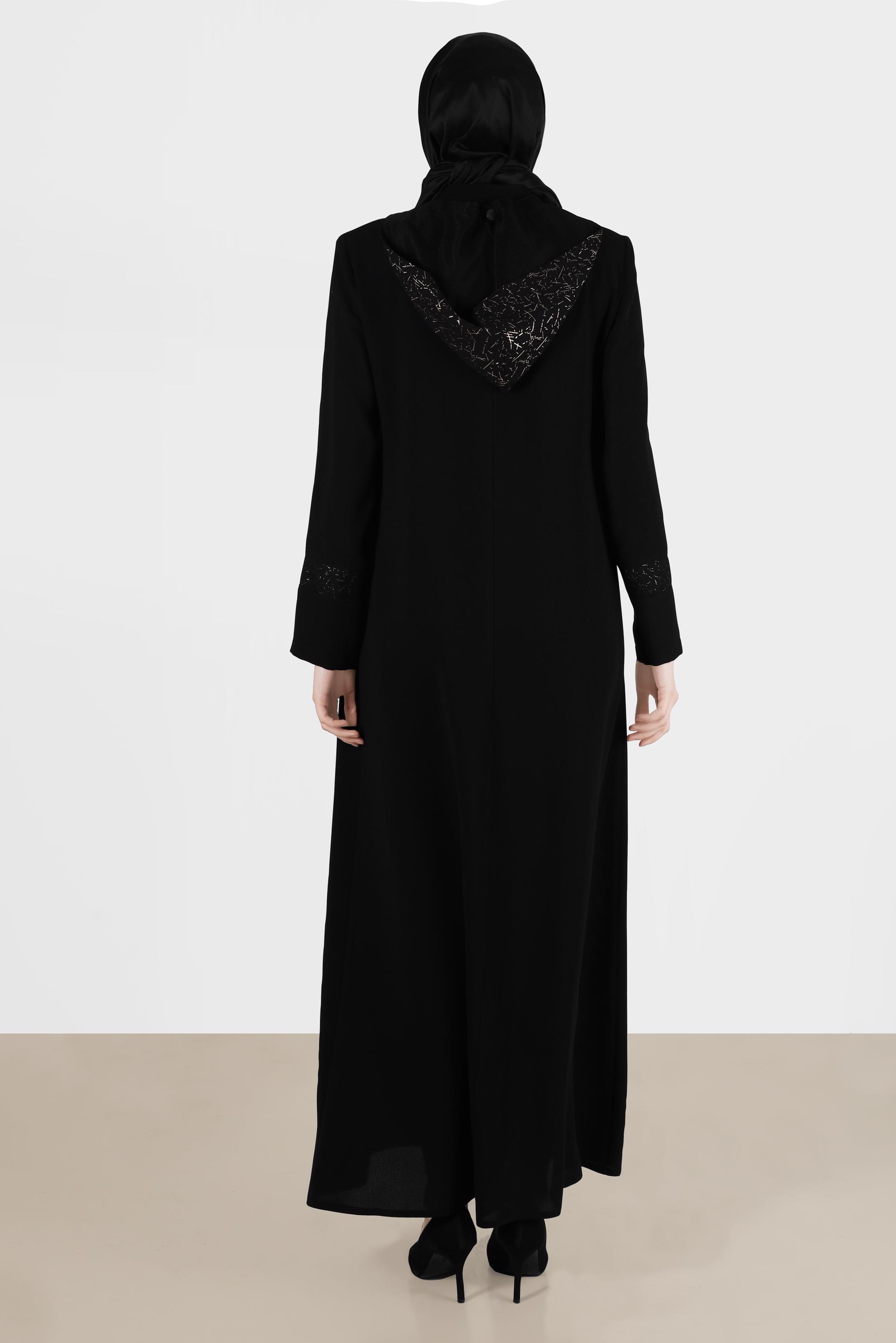 Tesettür giyim SİYAH PARLAK KUMAŞ DETAYLI FERMUARLI PARDESÜ 10535 