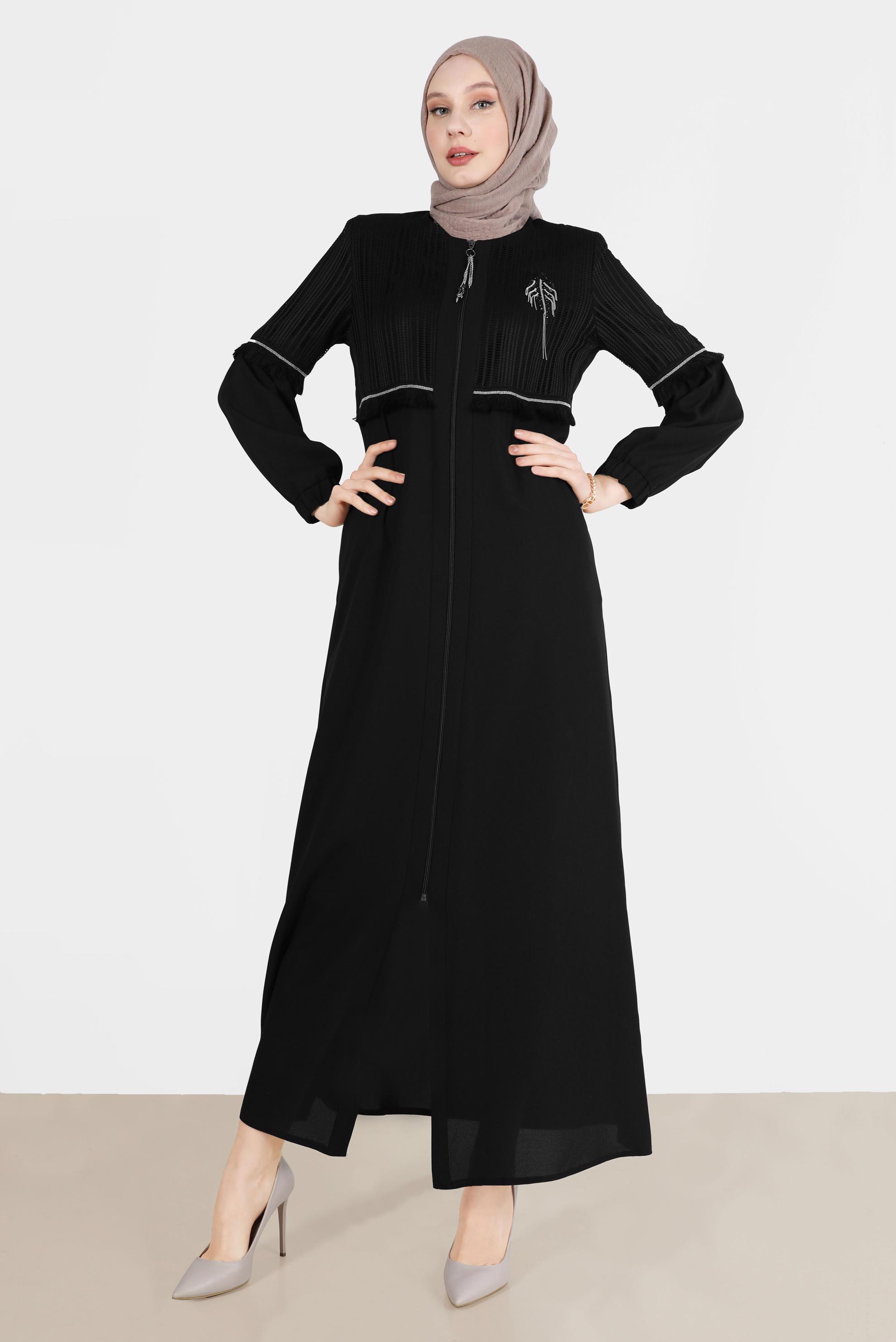 Tesettür giyim SİYAH PÜSKÜLLÜ İŞLEME DETAYLI PARDESÜ 10536 
