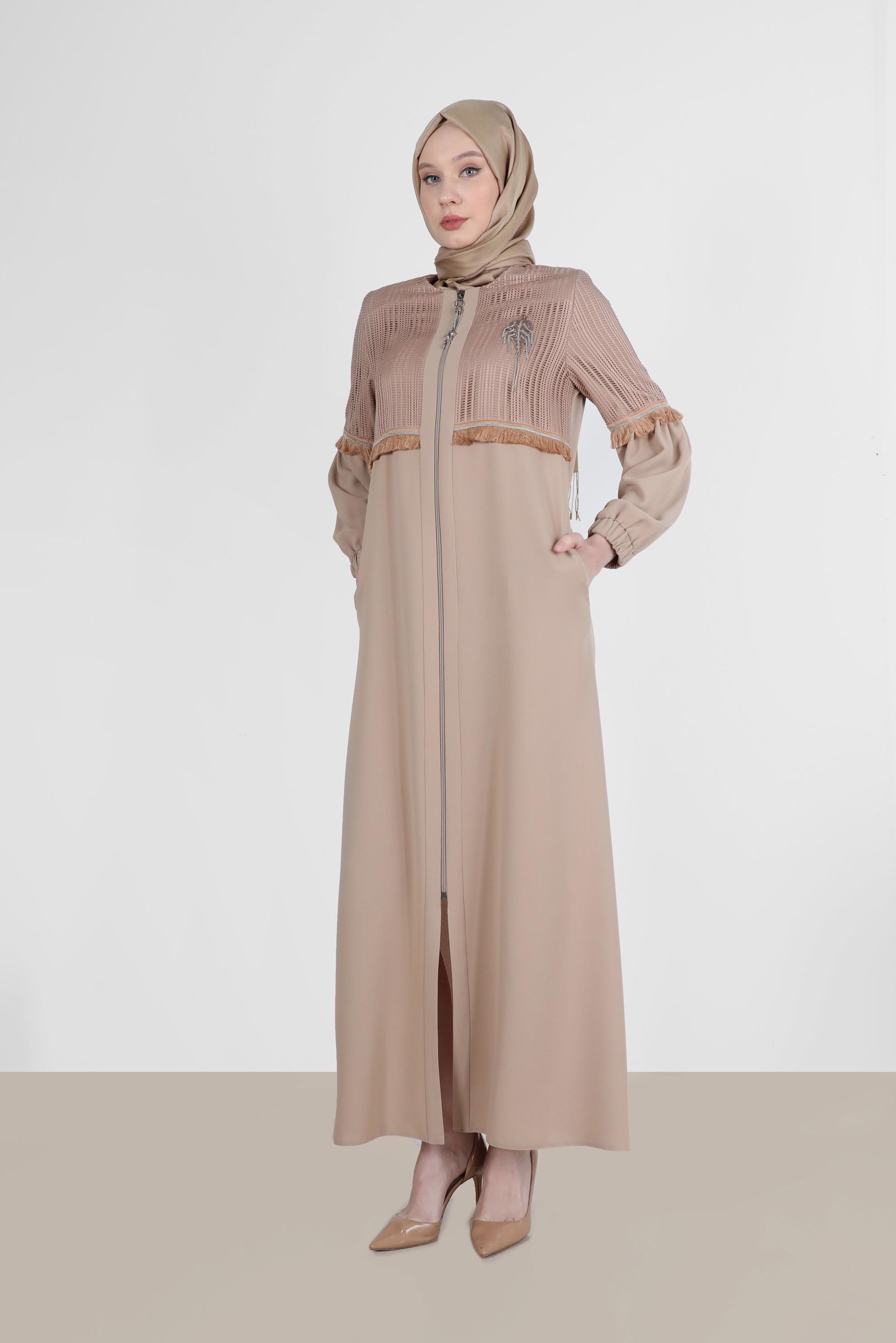 Tesettür giyim BEJ PÜSKÜLLÜ İŞLEME DETAYLI PARDESÜ 10536 